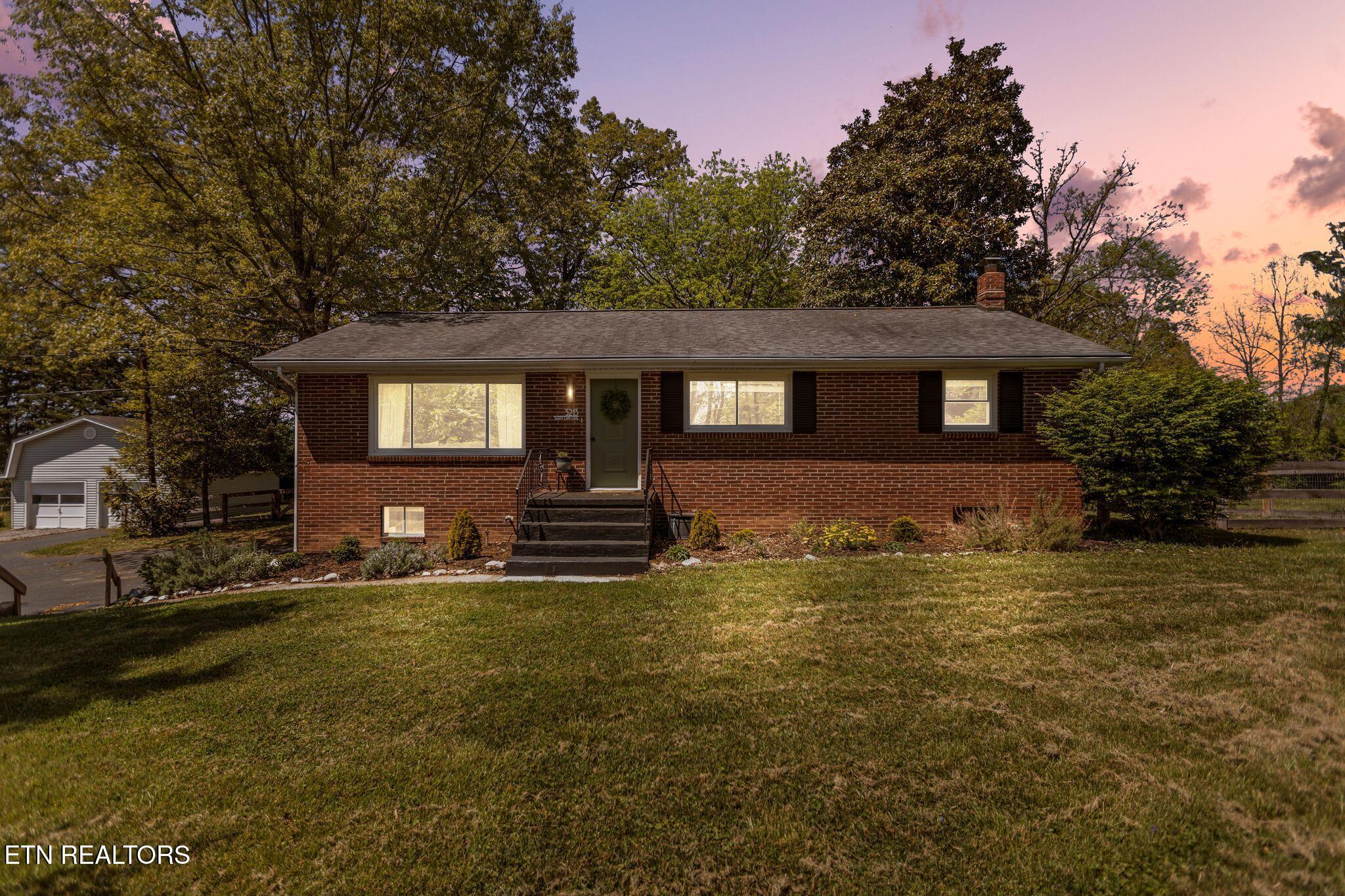 3213 Shady Oak Lane Knoxville TN 37931