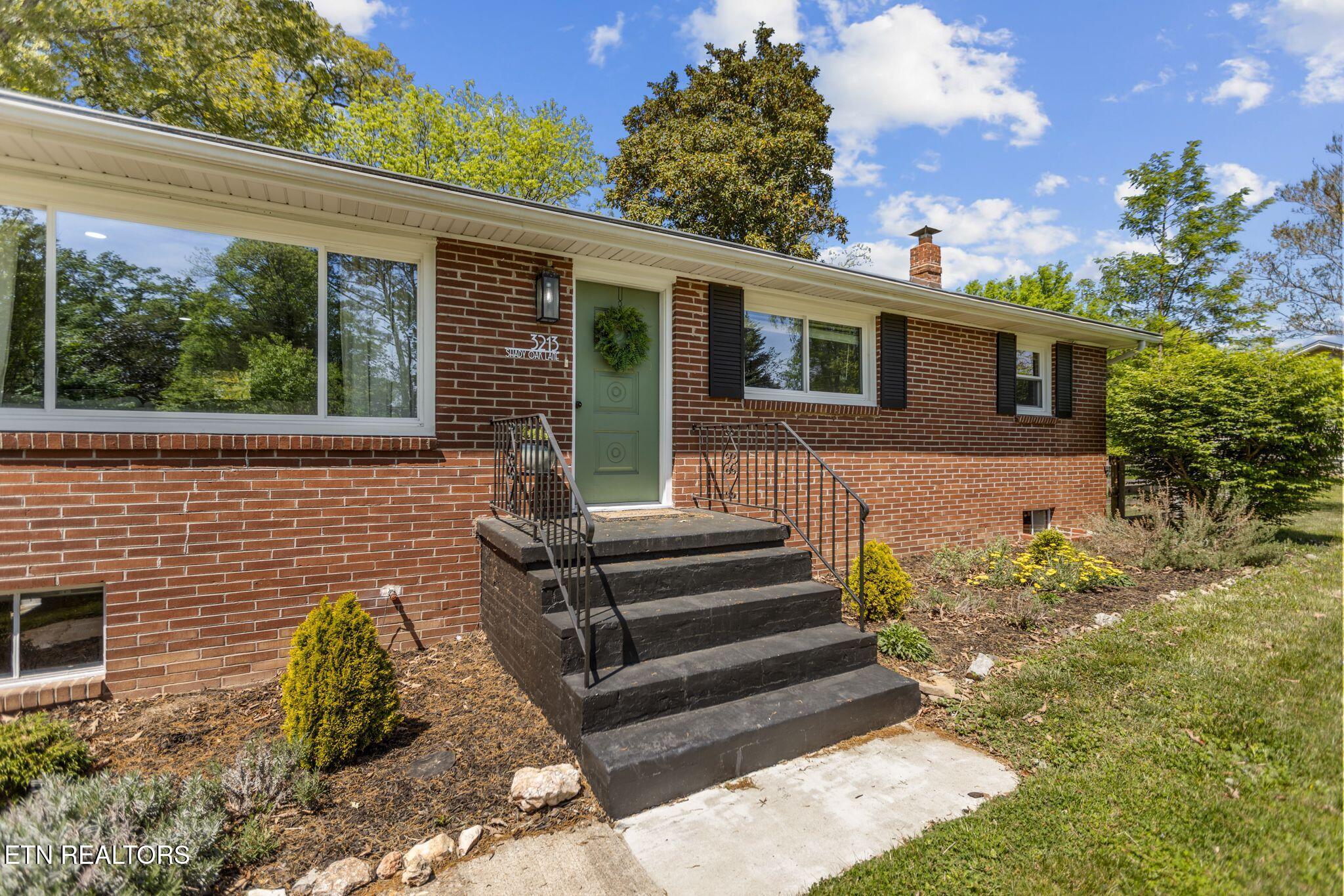3213 Shady Oak Lane Knoxville TN 37931