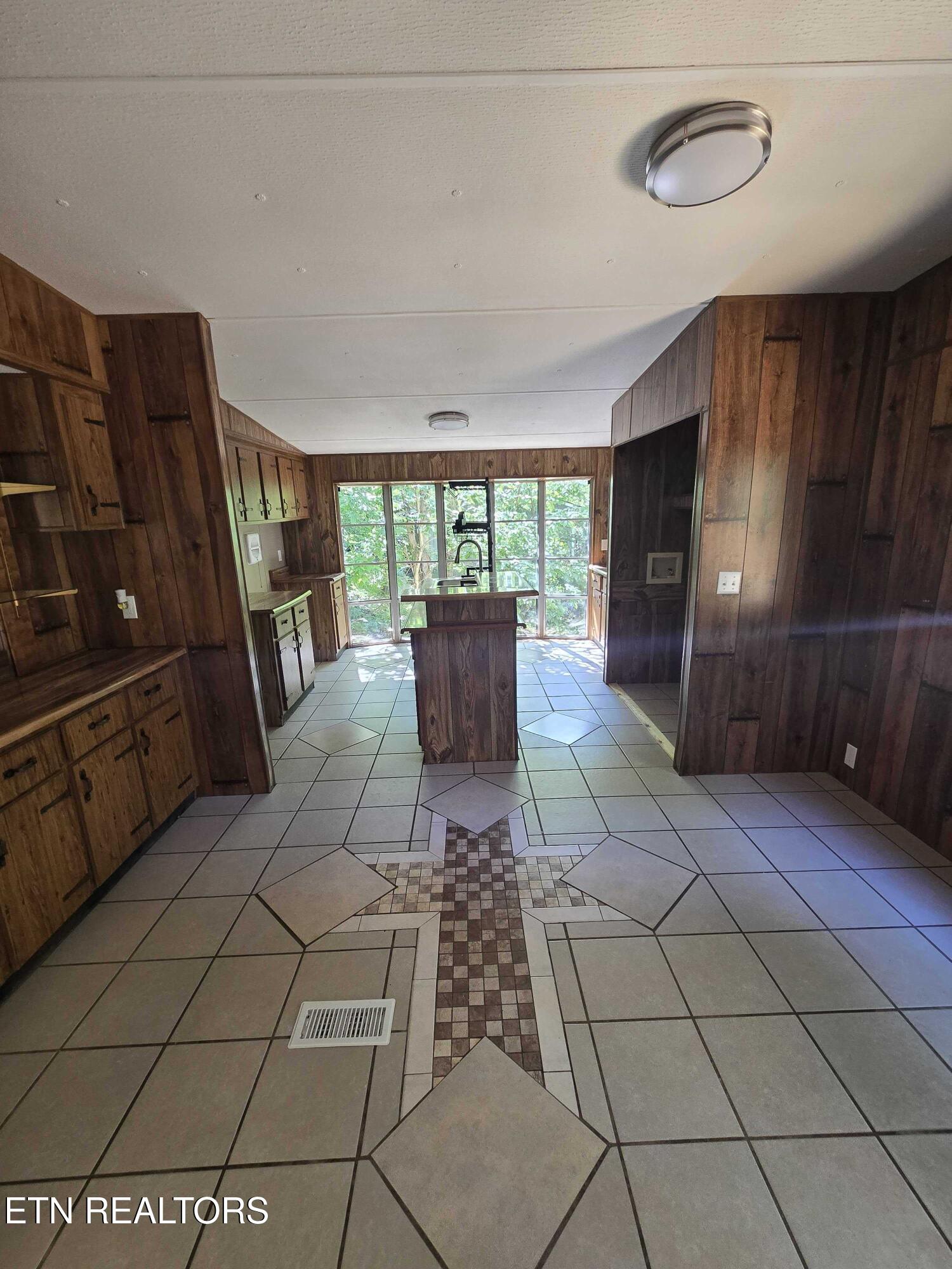 743 Fairgarden Circle Sevierville TN 37876