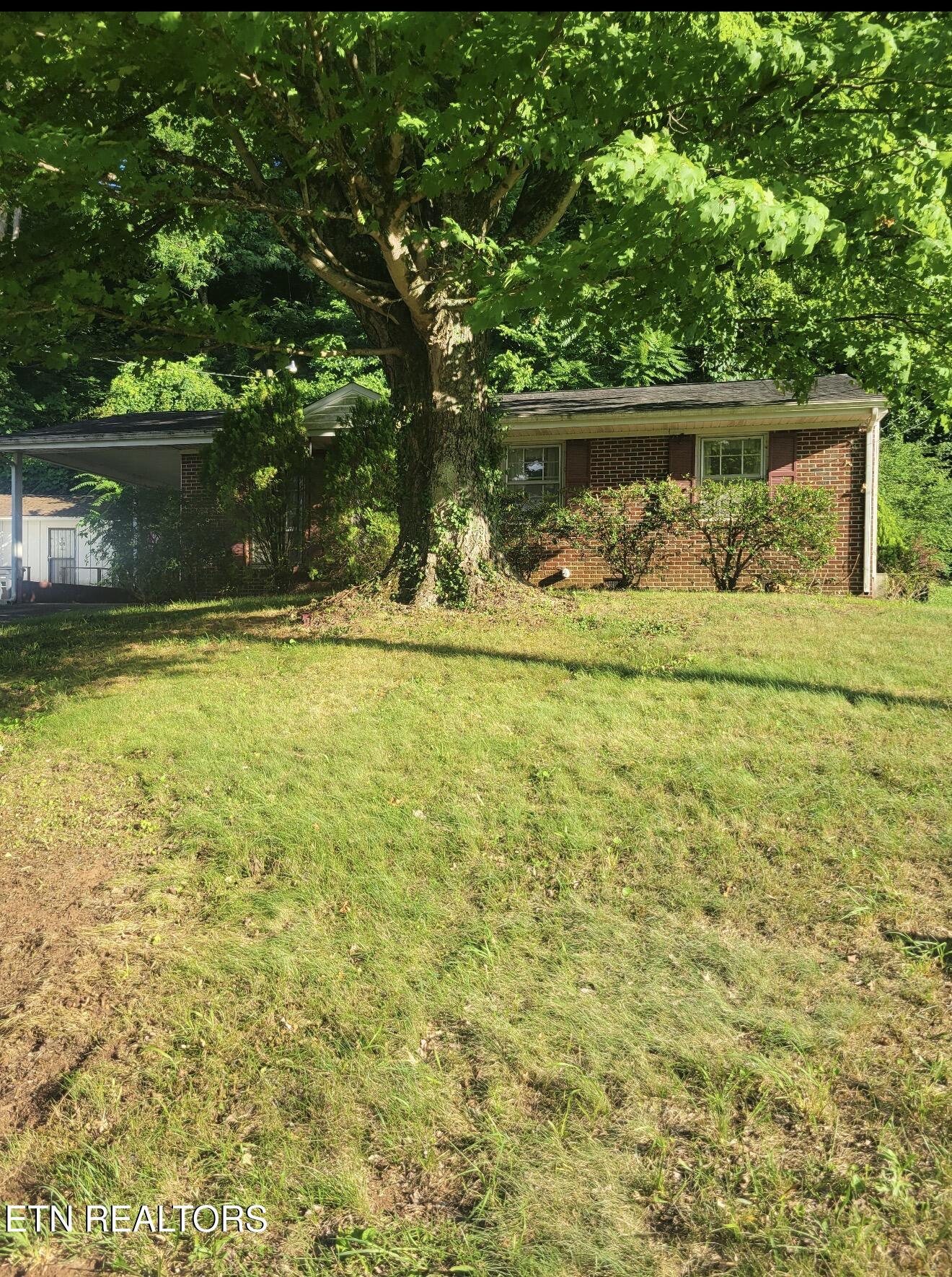 2318 Sylvania Avenue Knoxville TN 37920