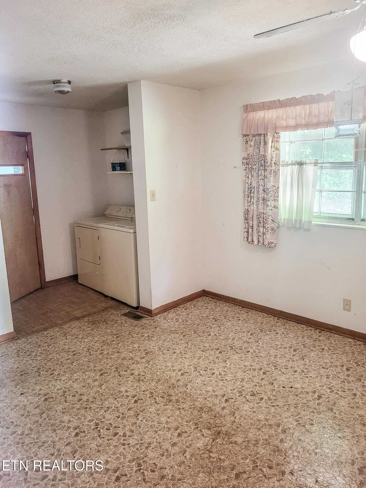 2318 Sylvania Avenue Knoxville TN 37920