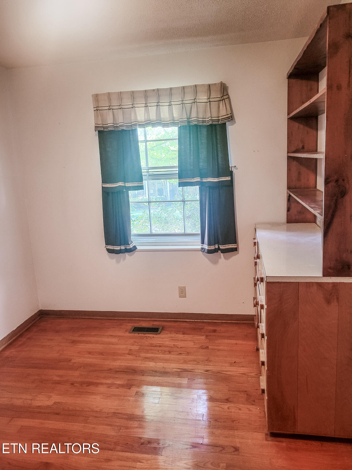 2318 Sylvania Avenue Knoxville TN 37920