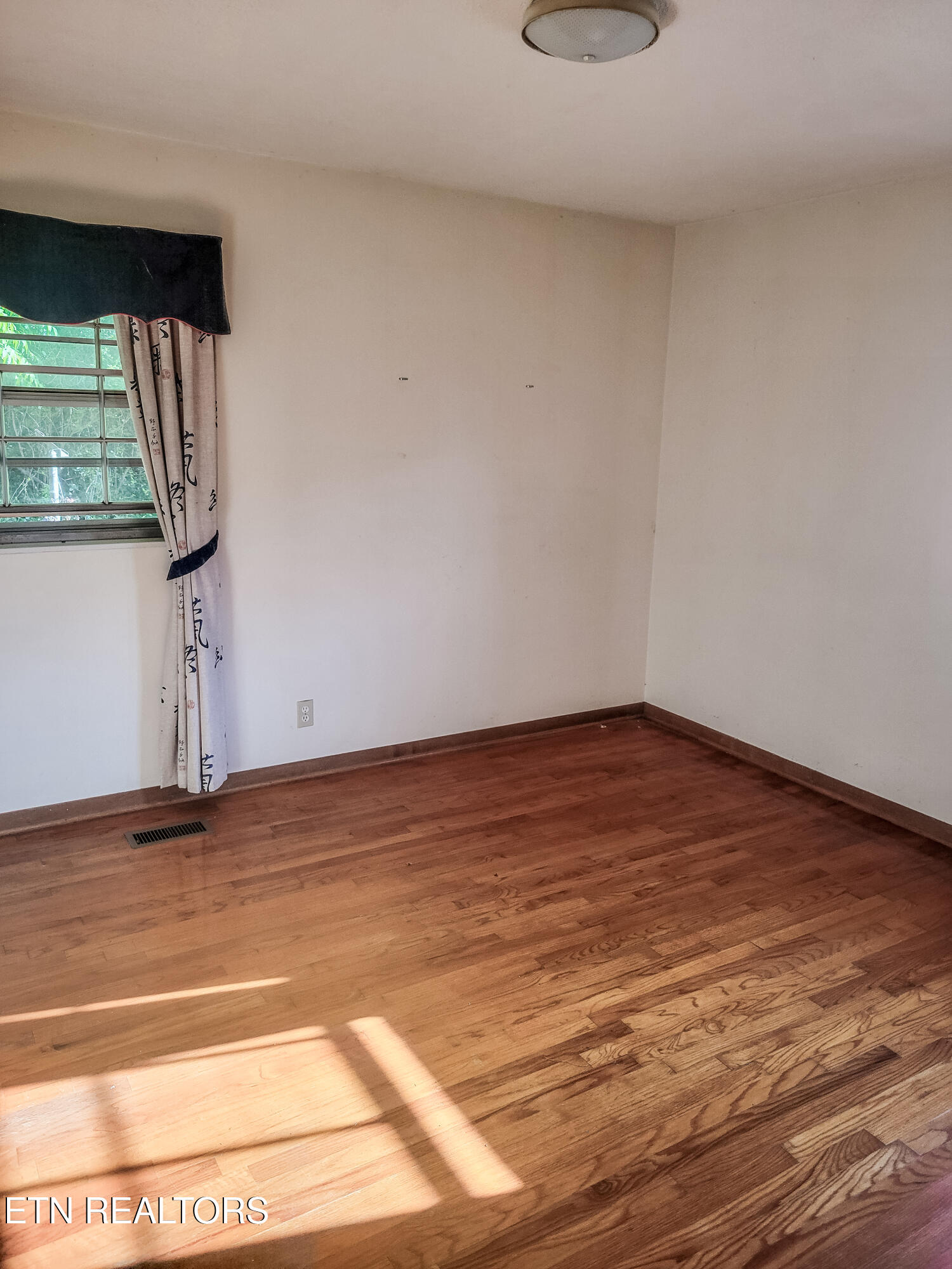 2318 Sylvania Avenue Knoxville TN 37920
