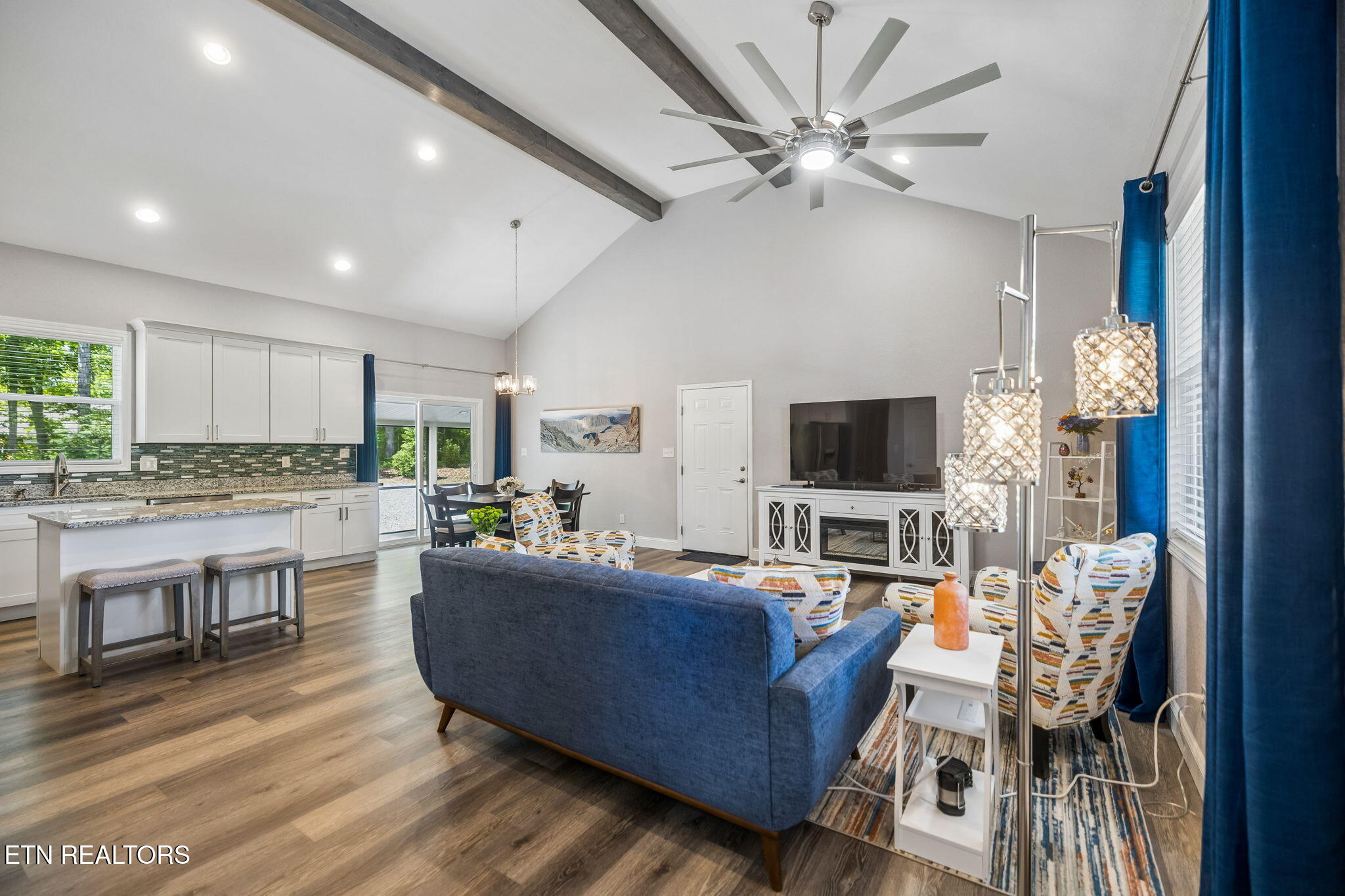 135 Country Way Road Vonore TN 37885