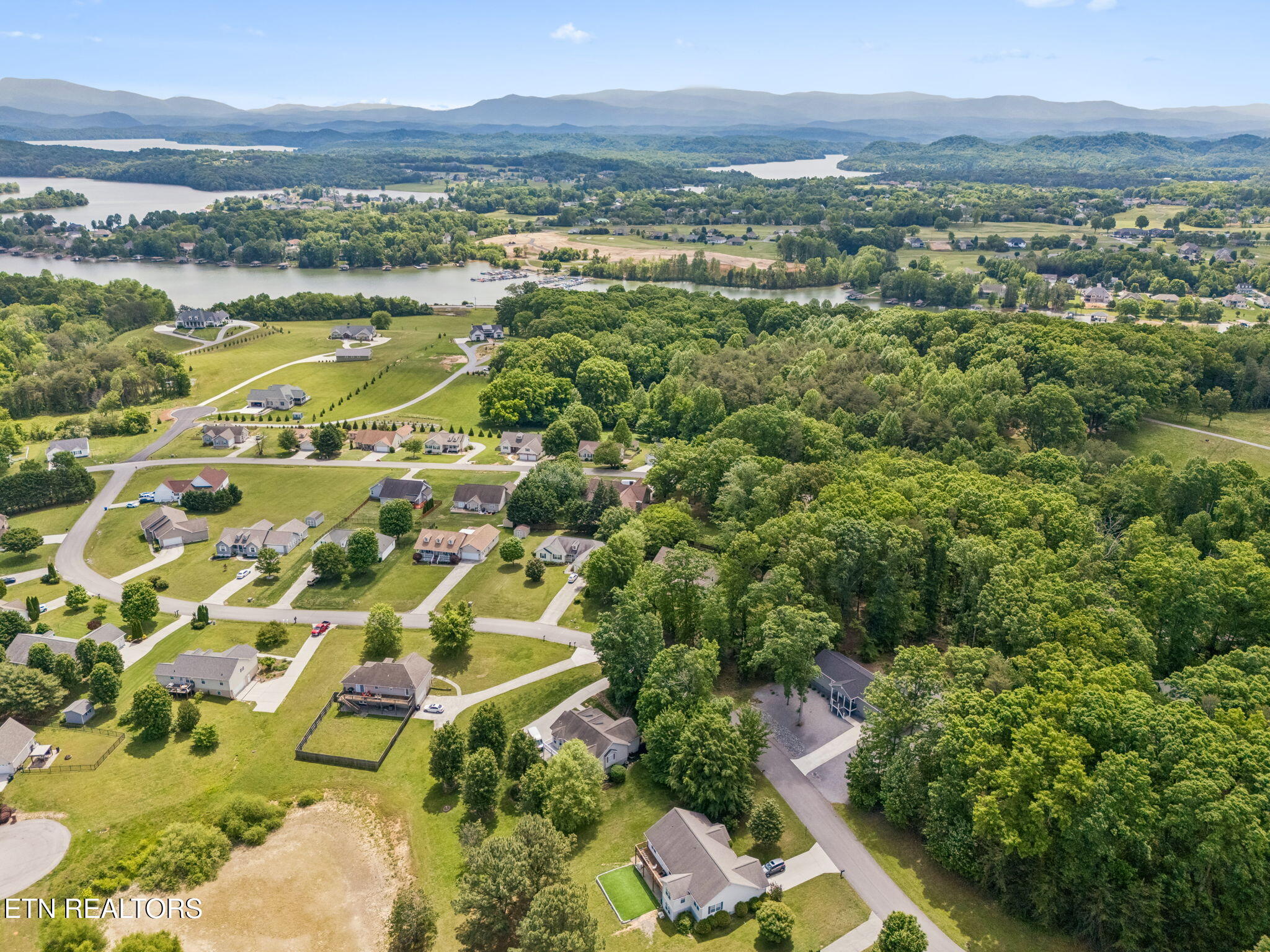 135 Country Way Road Vonore TN 37885