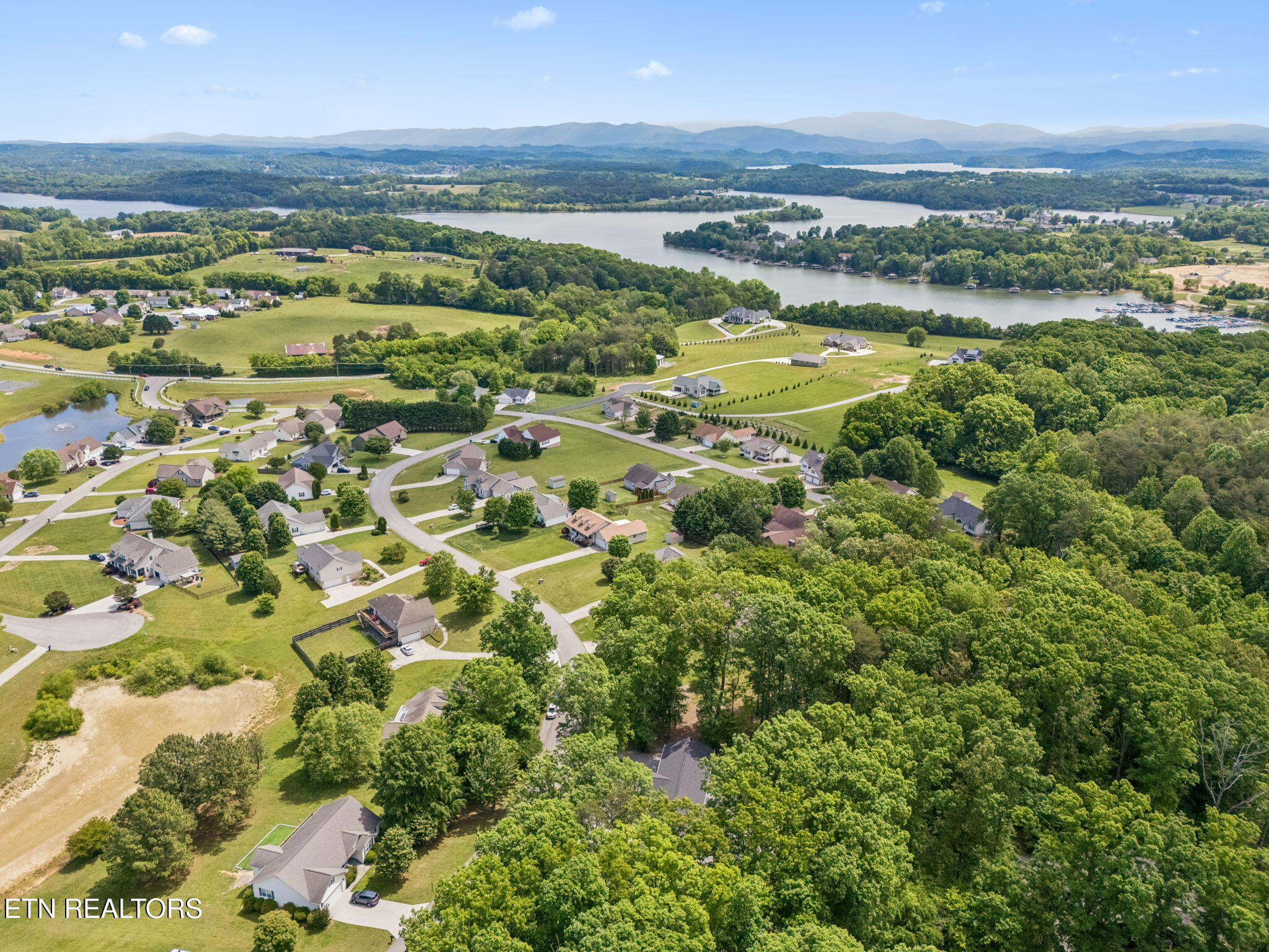 135 Country Way Road Vonore TN 37885