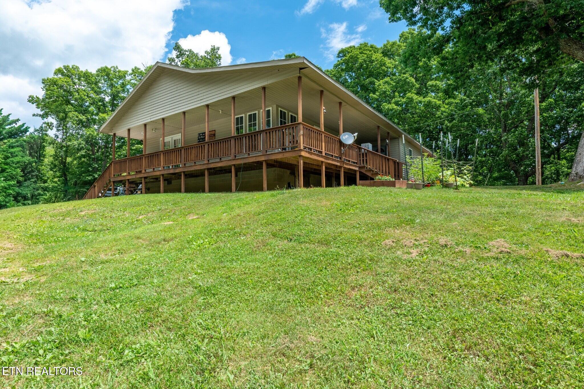 1153 Ditney Trail Pioneer TN 37847