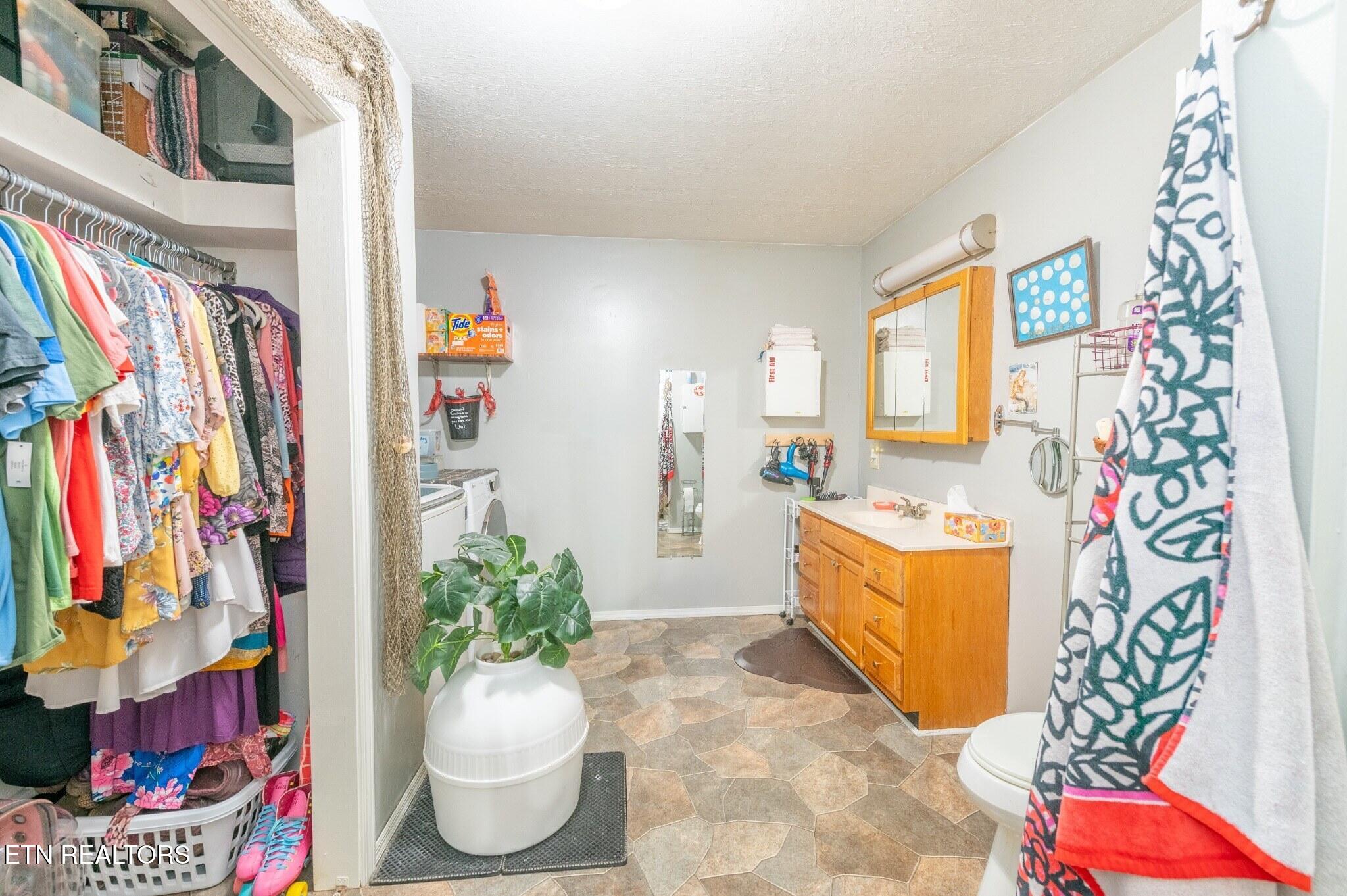 1153 Ditney Trail Pioneer TN 37847