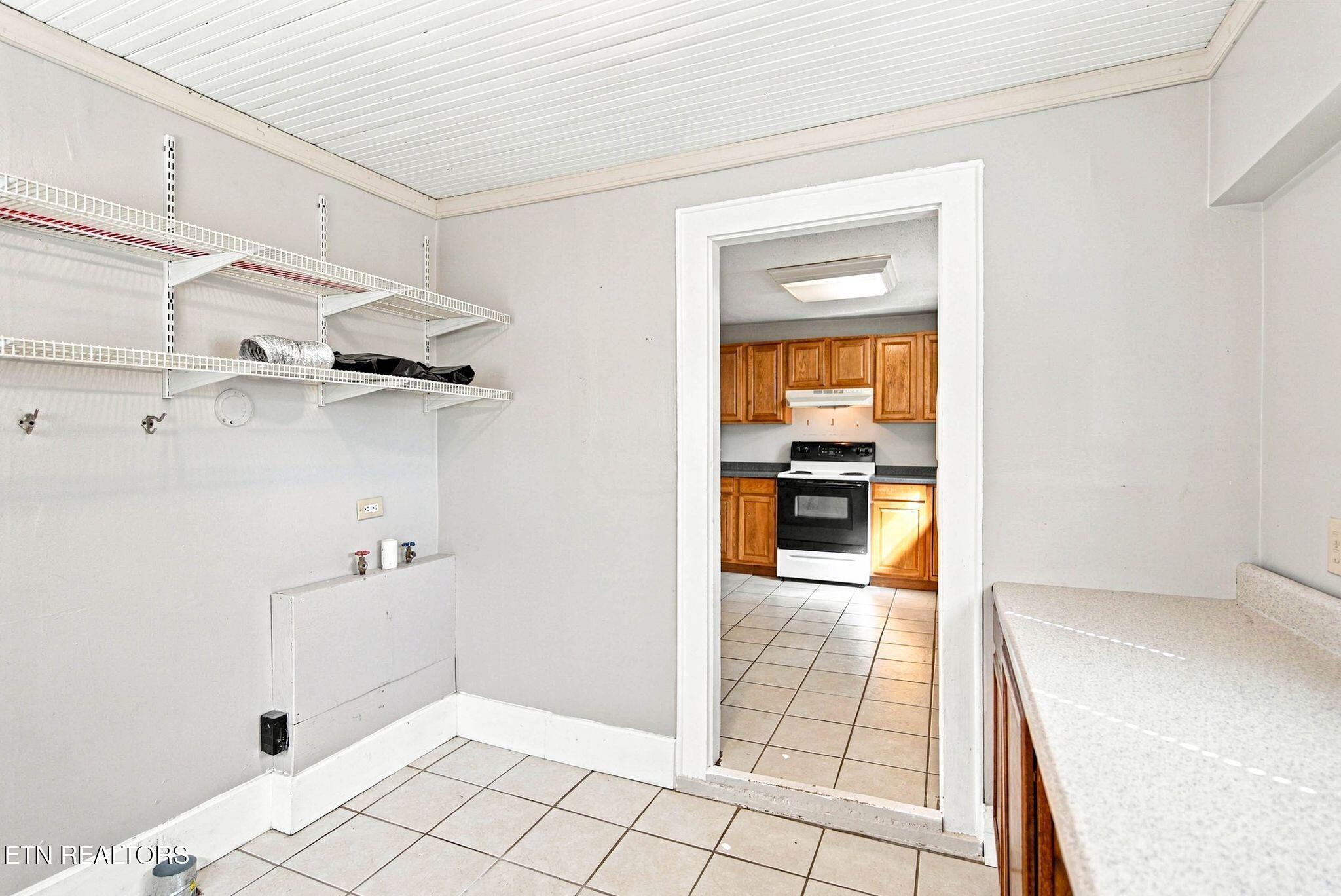 2304 Cecil Avenue Knoxville TN 37917