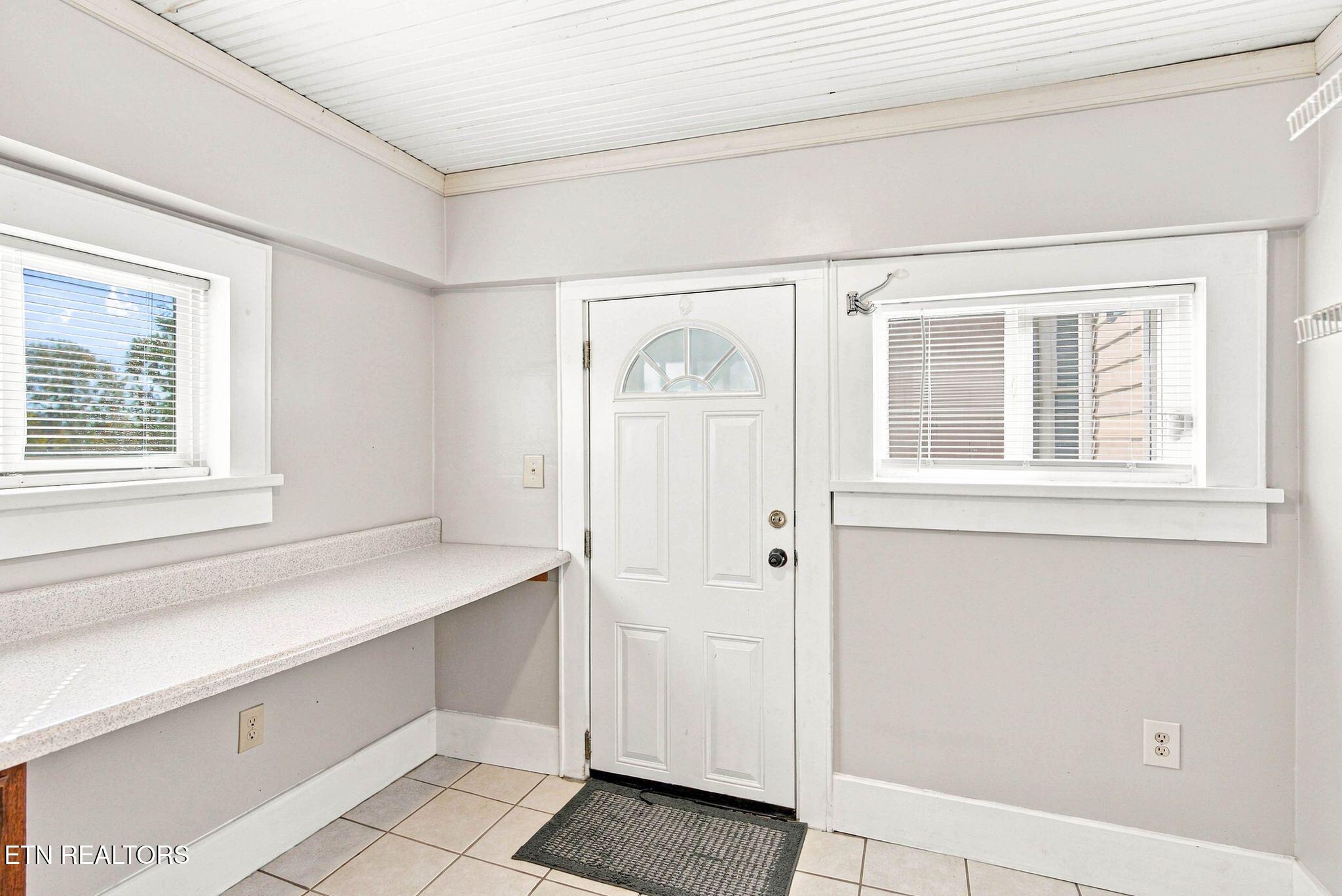 2304 Cecil Avenue Knoxville TN 37917