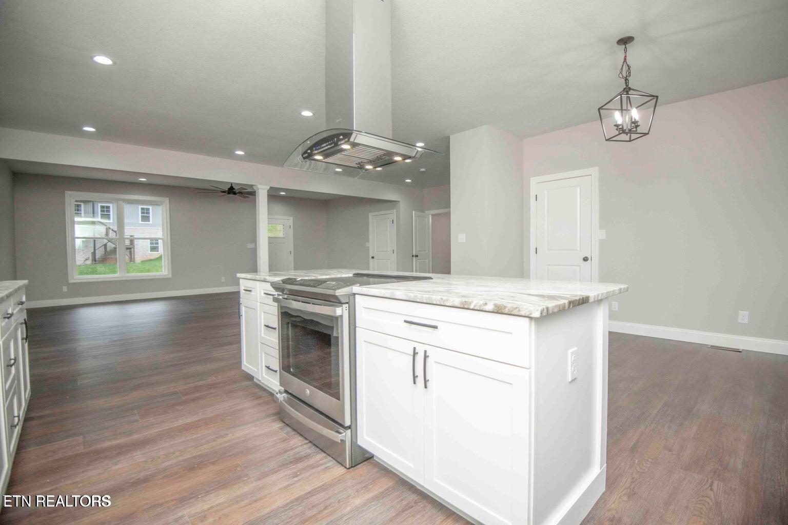 7024 Remagen Lane Knoxville TN 37920