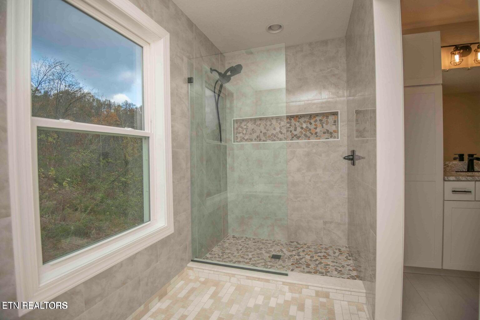 7024 Remagen Lane Knoxville TN 37920