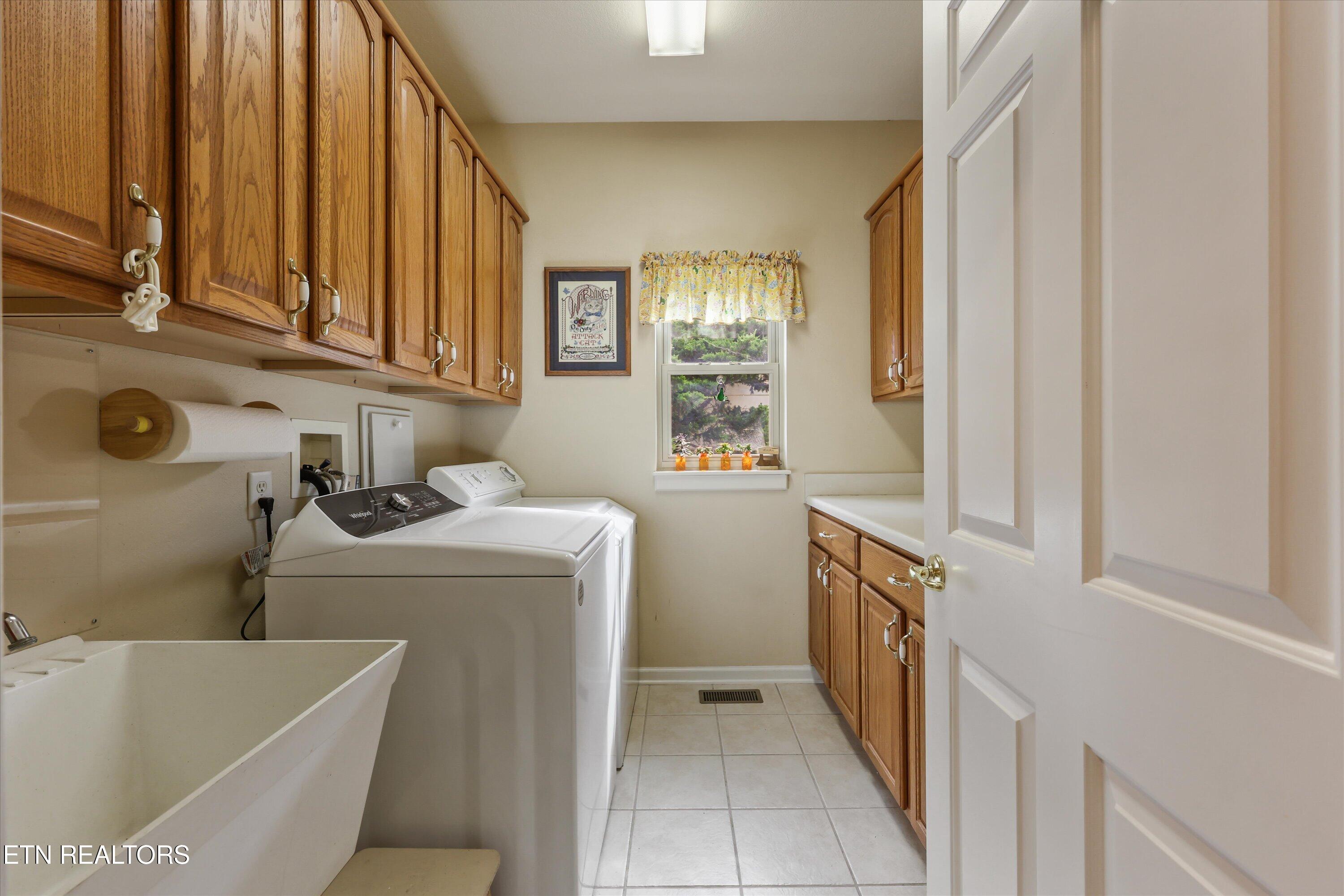 209 Coyatee Shores Loudon TN 37774