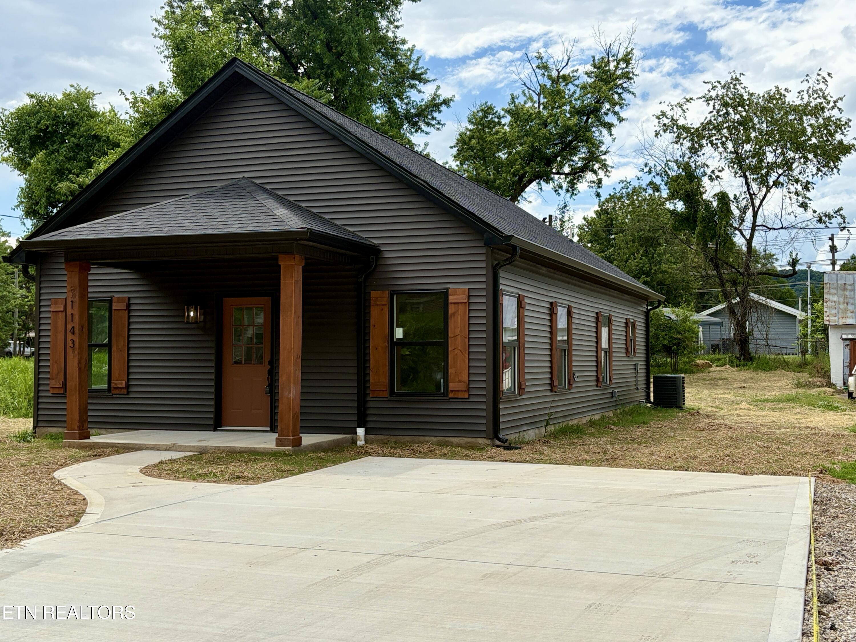 1143 Massachusetts Avenue Knoxville TN 37921