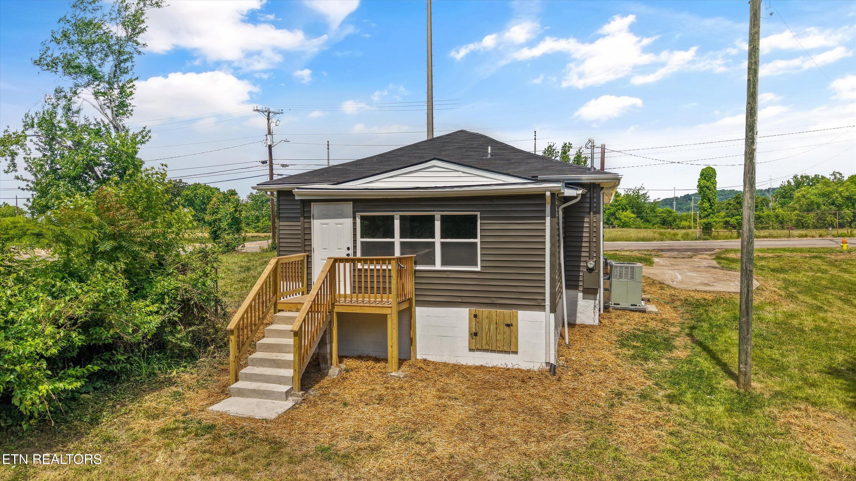 1612 Vermont Avenue Knoxville TN 37921
