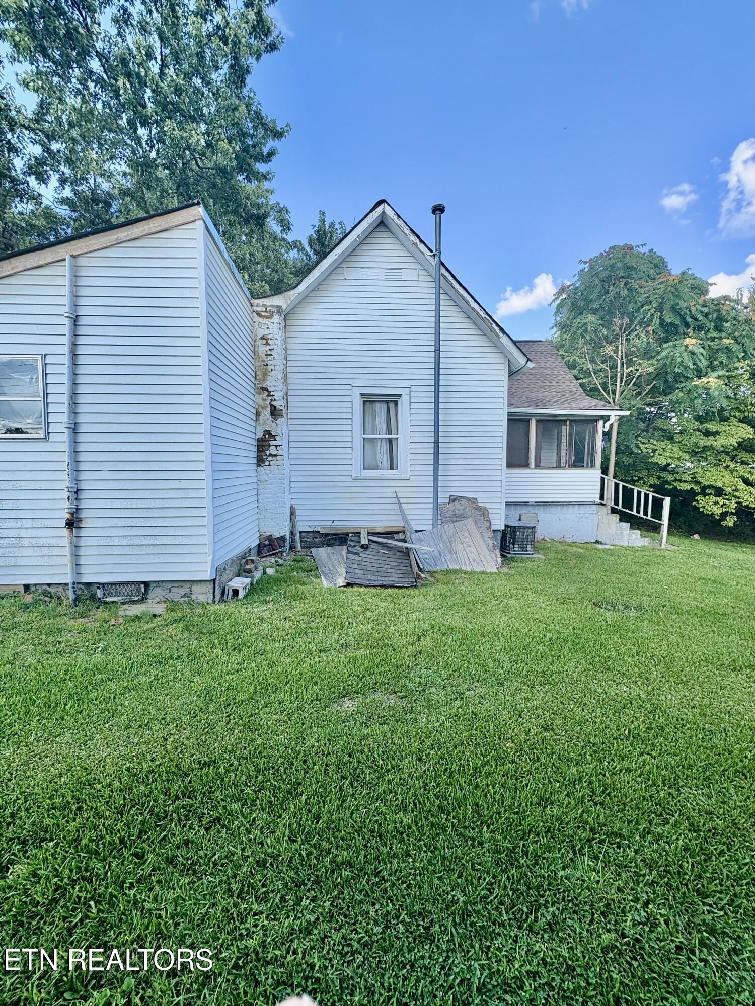 2101 Lawson Avenue Knoxville TN 37917