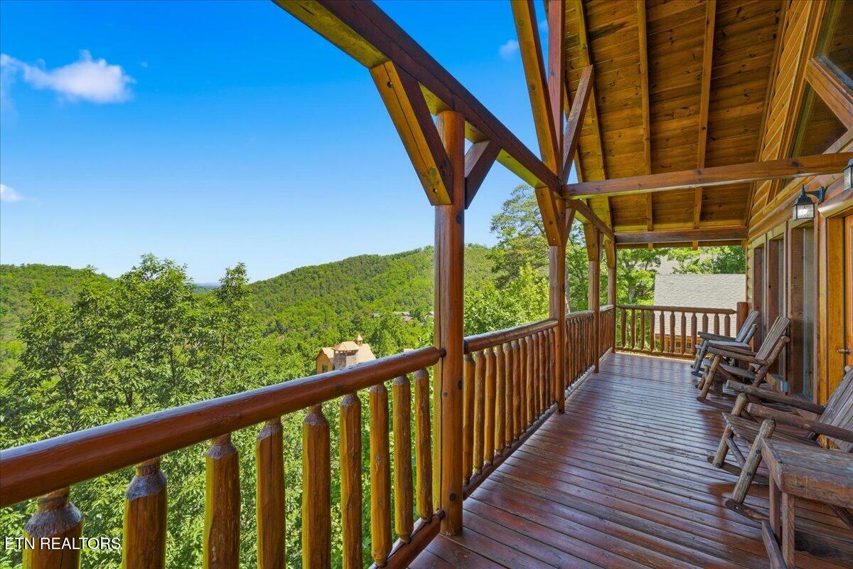 1717 High Rock Way Sevierville TN 37862