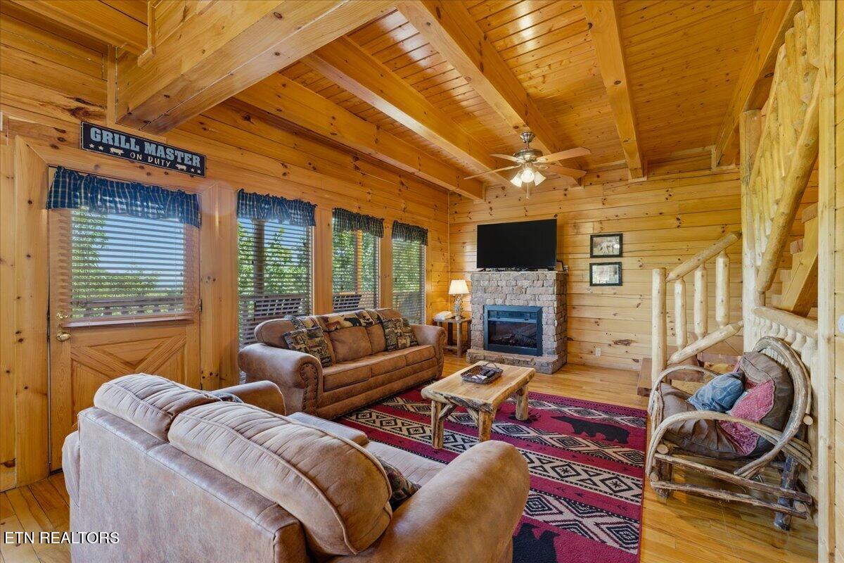1717 High Rock Way Sevierville TN 37862