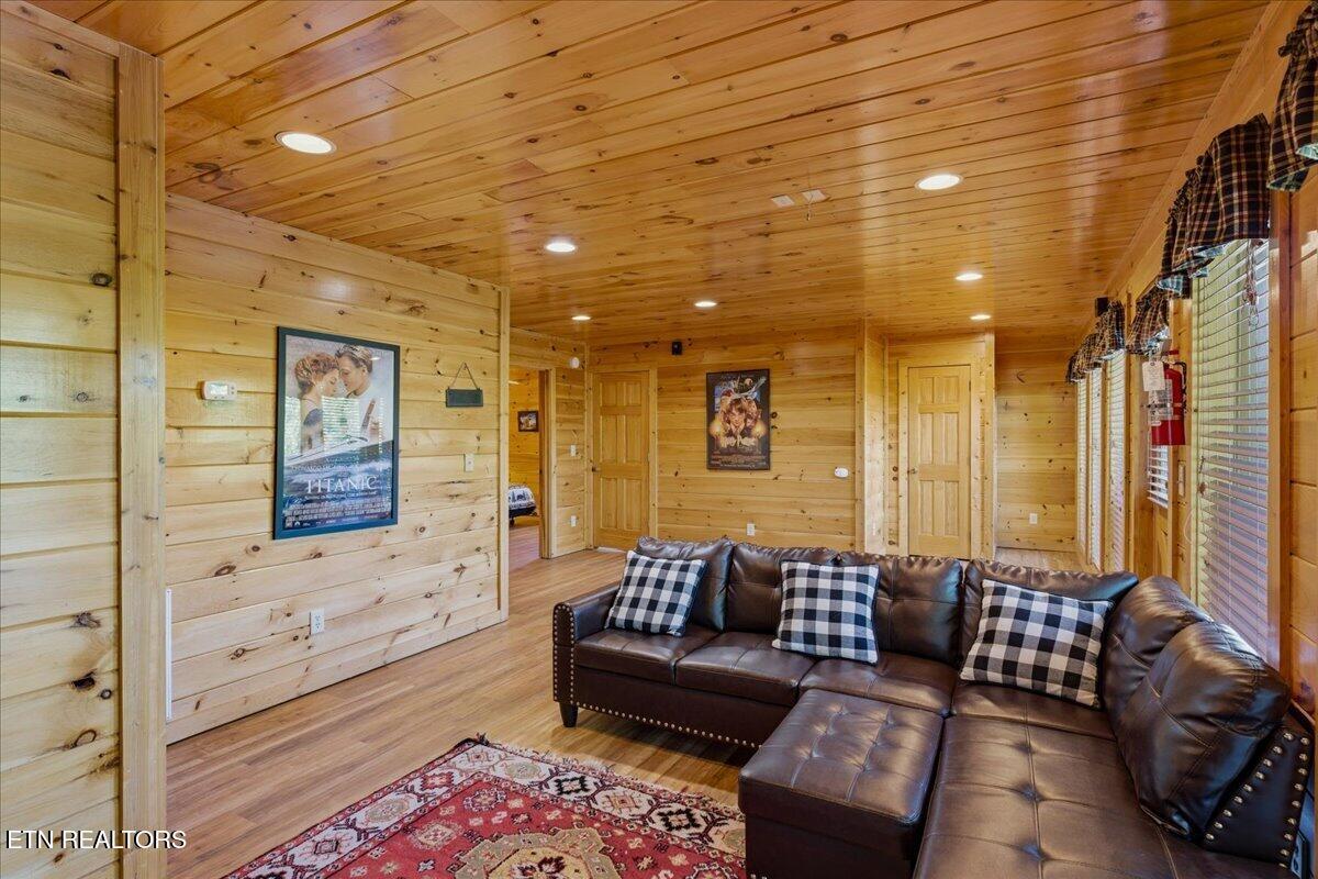 1717 High Rock Way Sevierville TN 37862