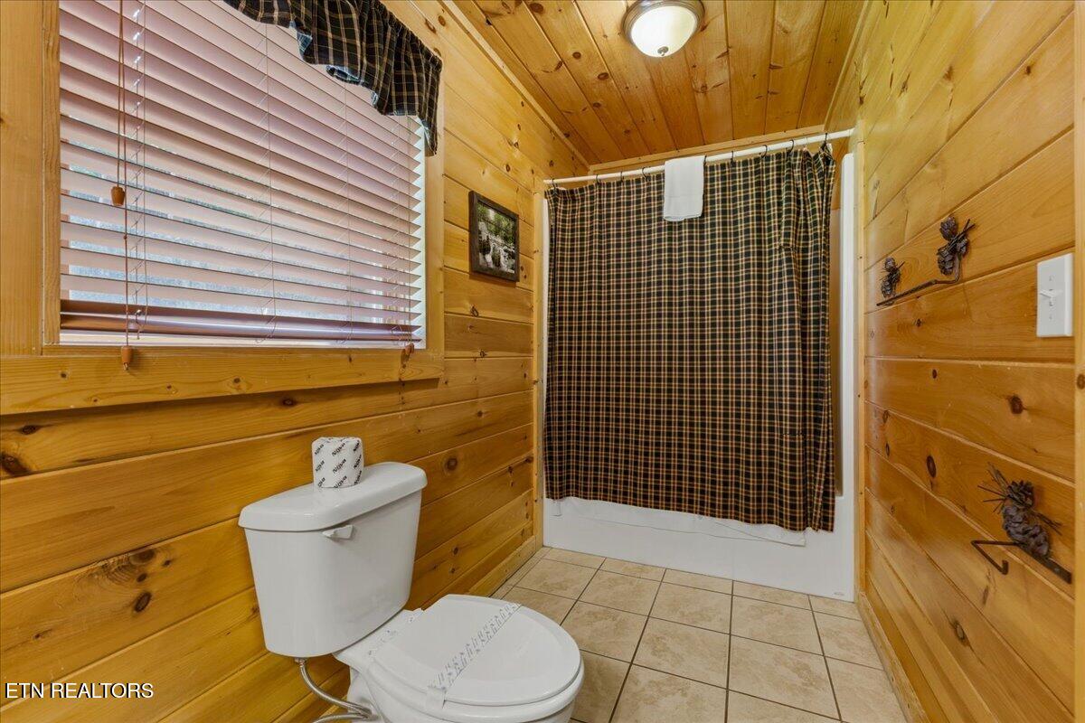 1717 High Rock Way Sevierville TN 37862