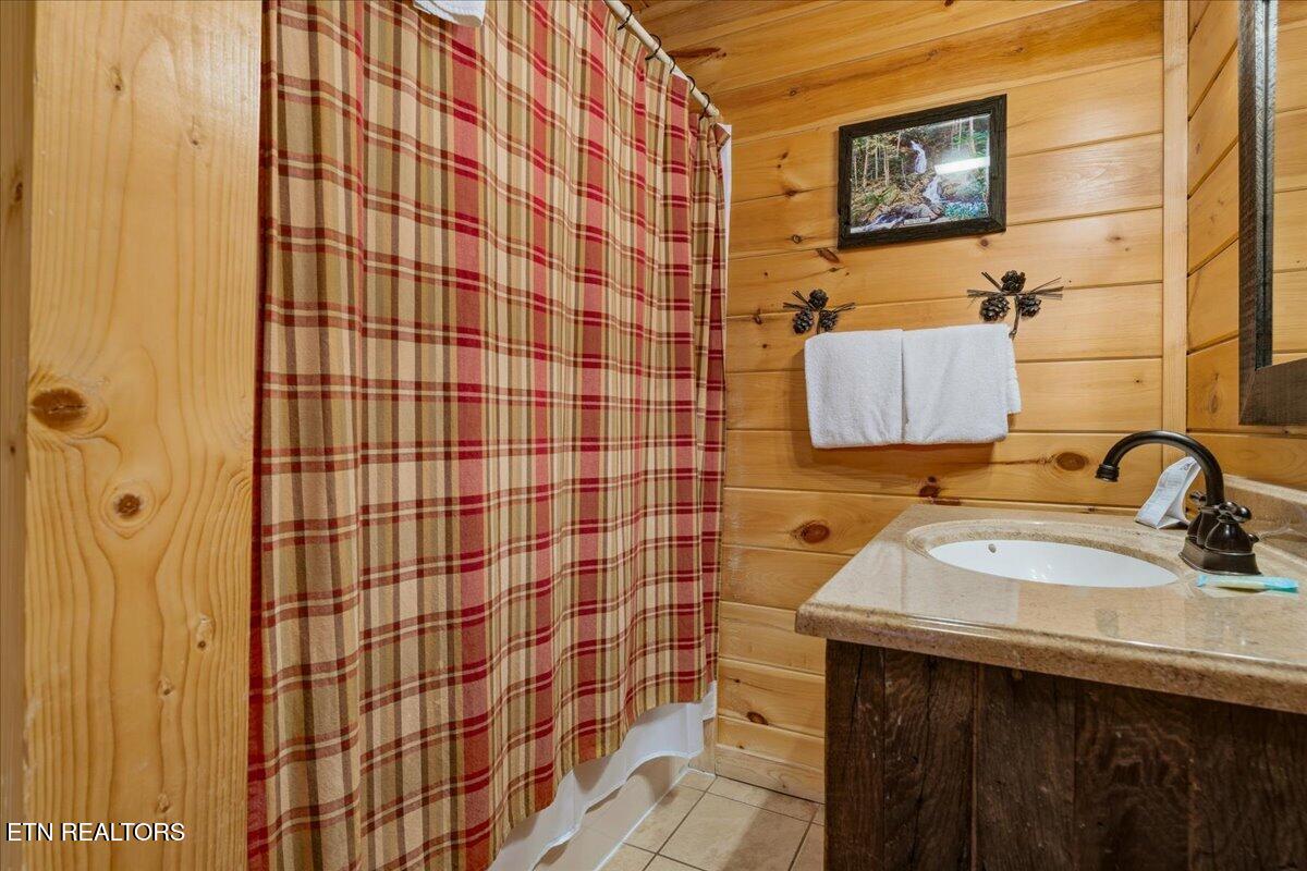 1717 High Rock Way Sevierville TN 37862