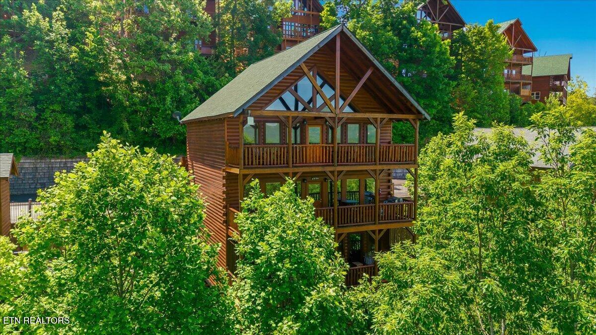 1717 High Rock Way Sevierville TN 37862