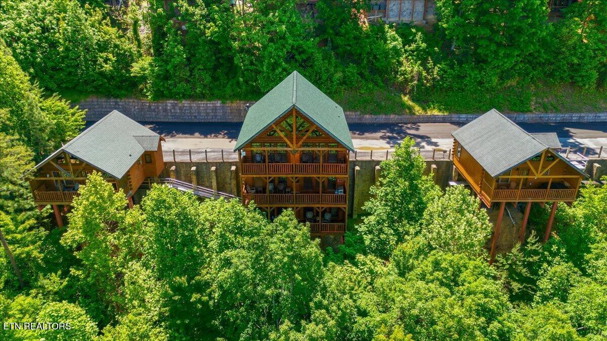 1717 High Rock Way Sevierville TN 37862