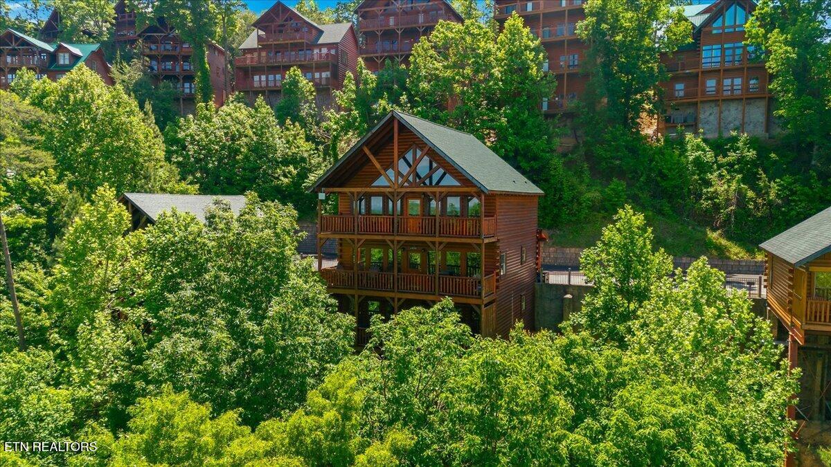1717 High Rock Way Sevierville TN 37862