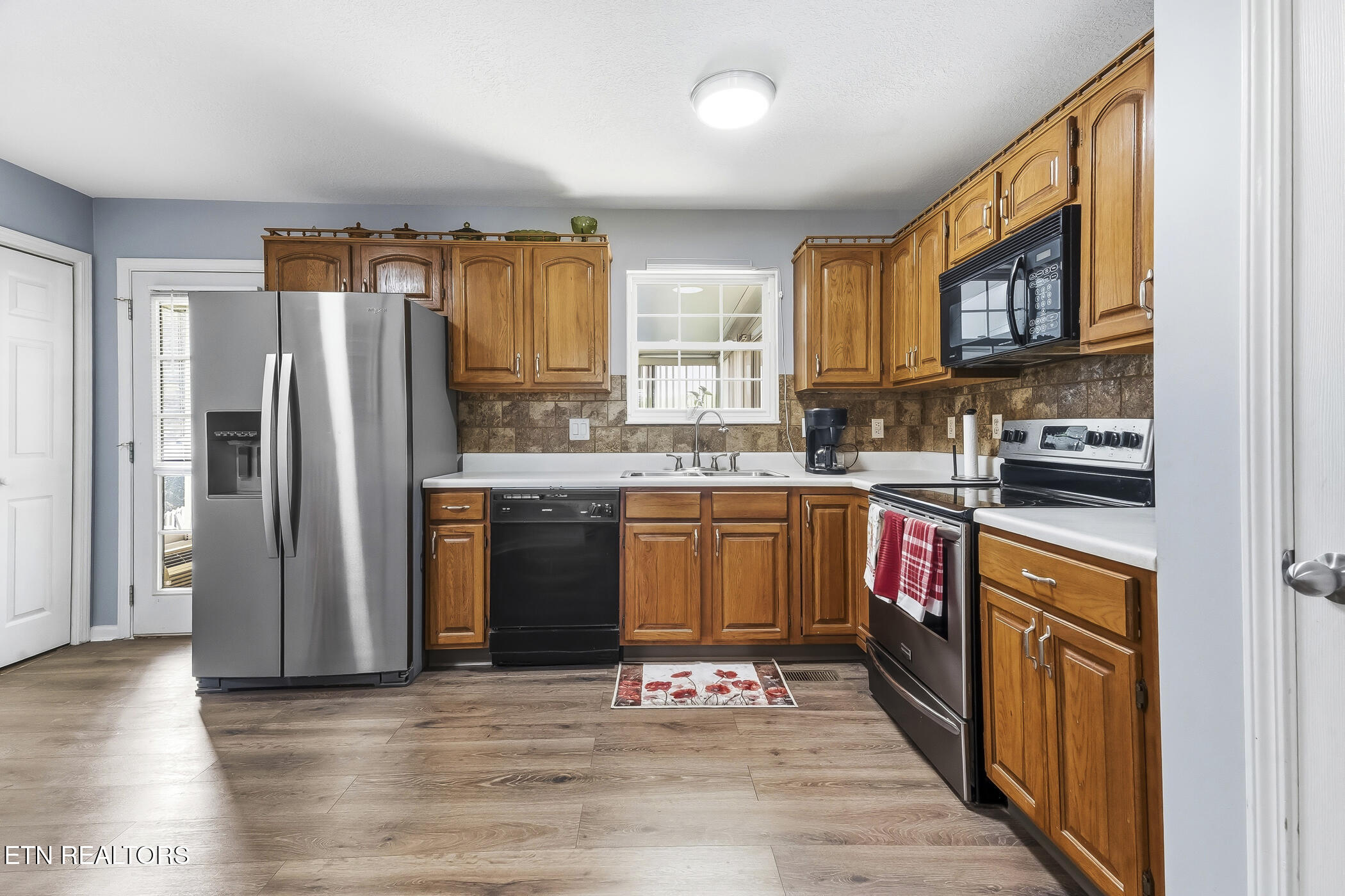 192 Acorn Drive Corryton TN 37721