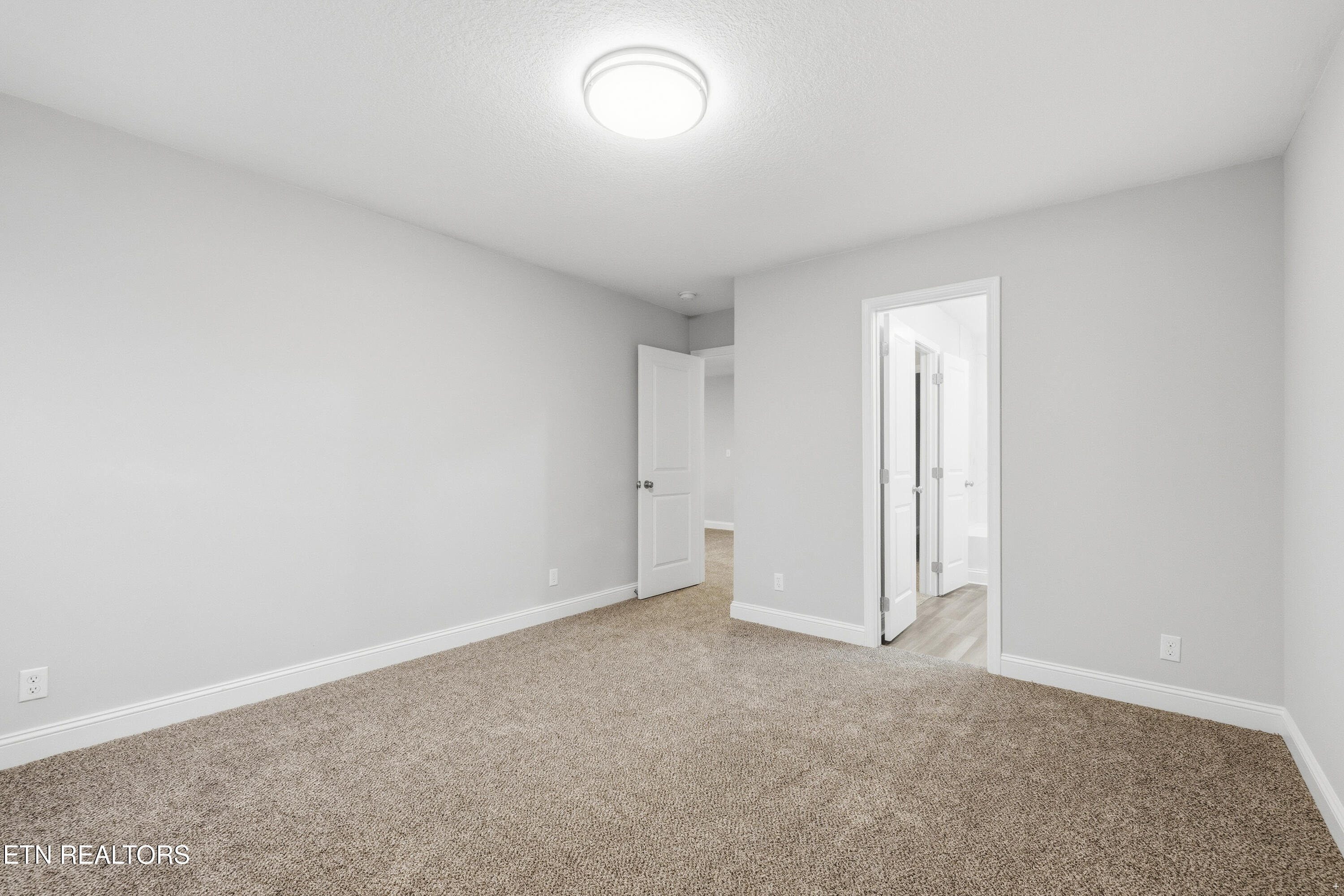542 Reserve Way Dandridge TN 37725