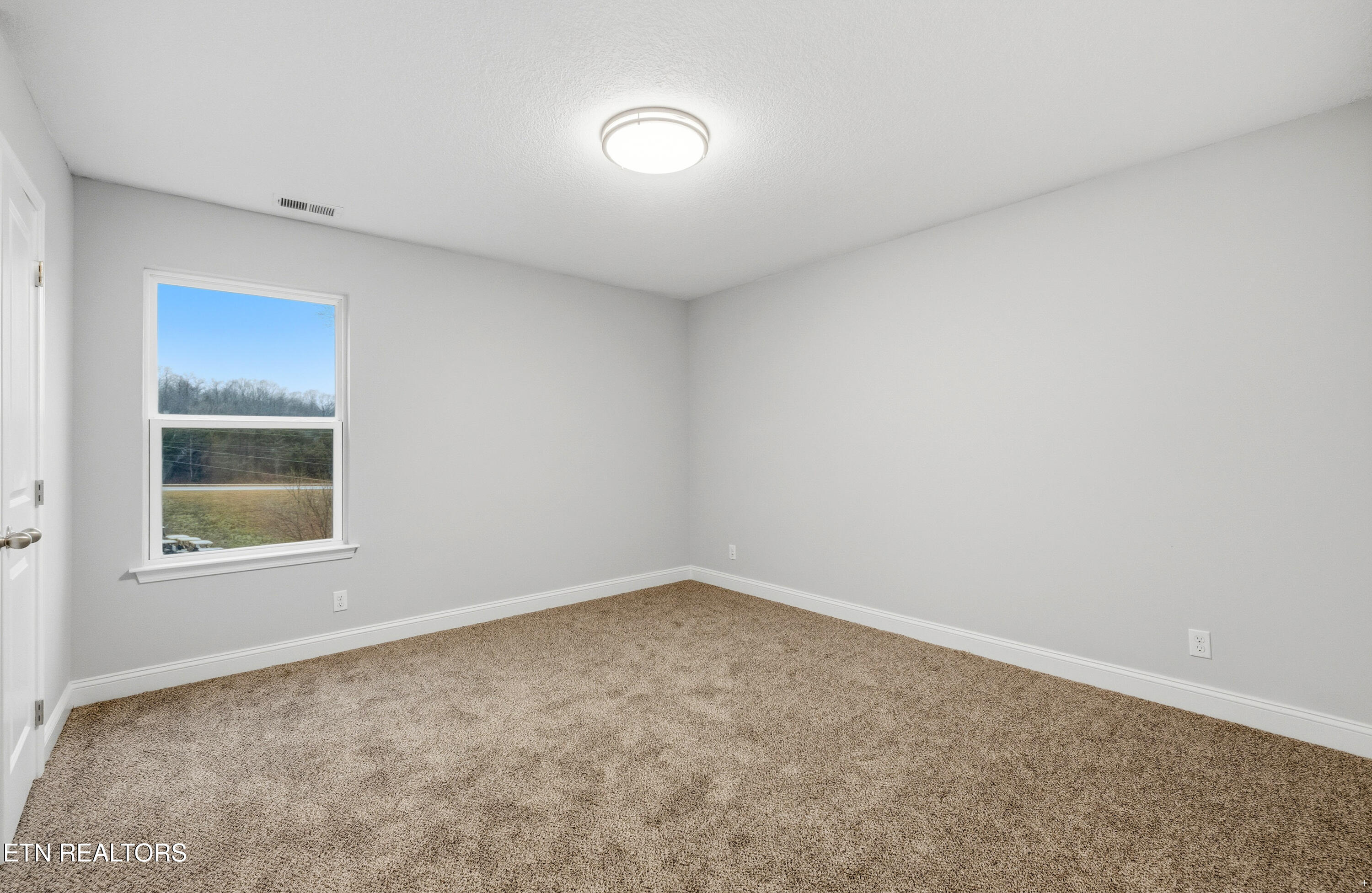 542 Reserve Way Dandridge TN 37725