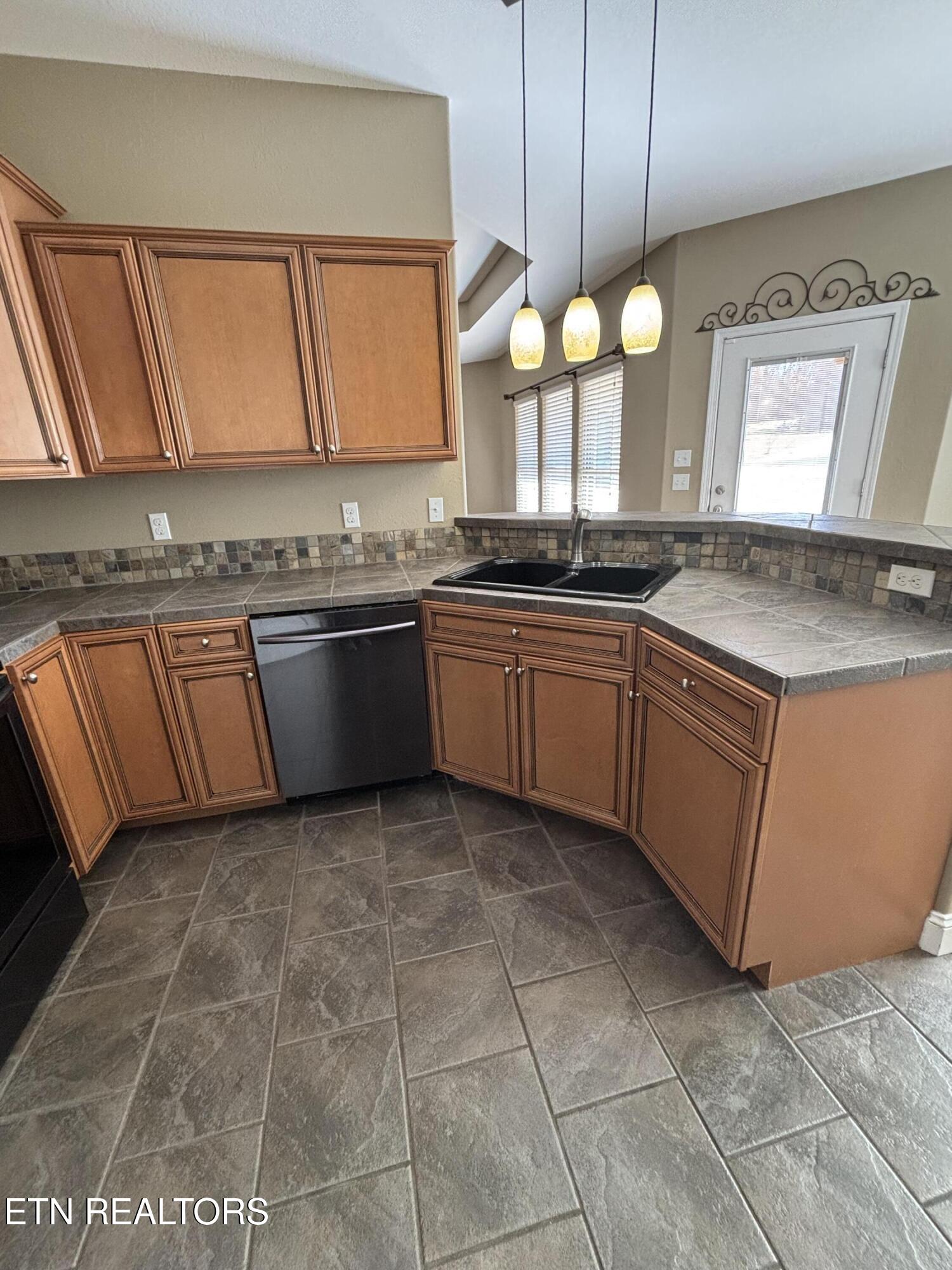 1117 Chesty Puller Circle Maryville TN 37803