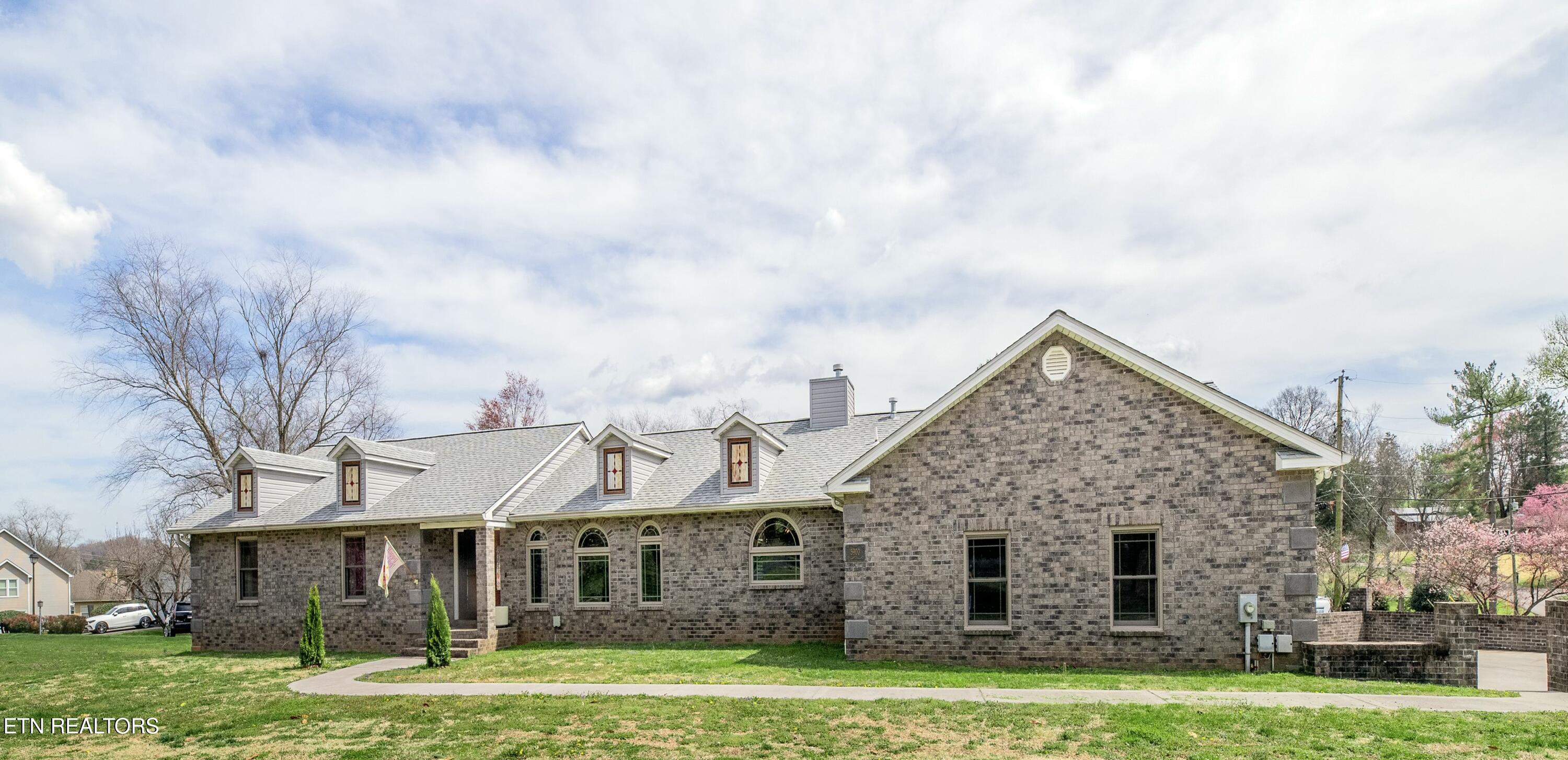 5900 Green Valley Drive Knoxville TN 37914