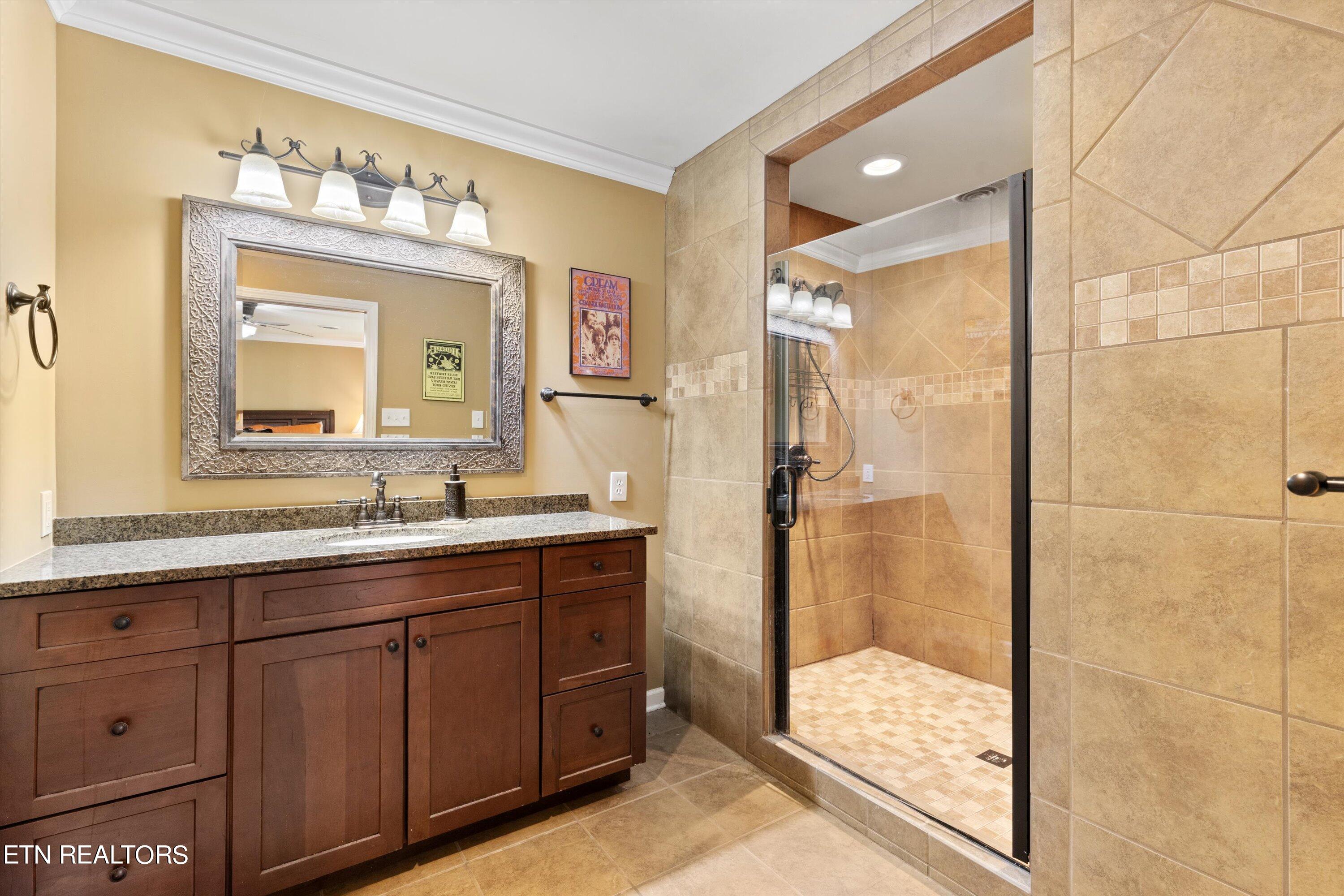 715 Landing Lane Knoxville TN 37934