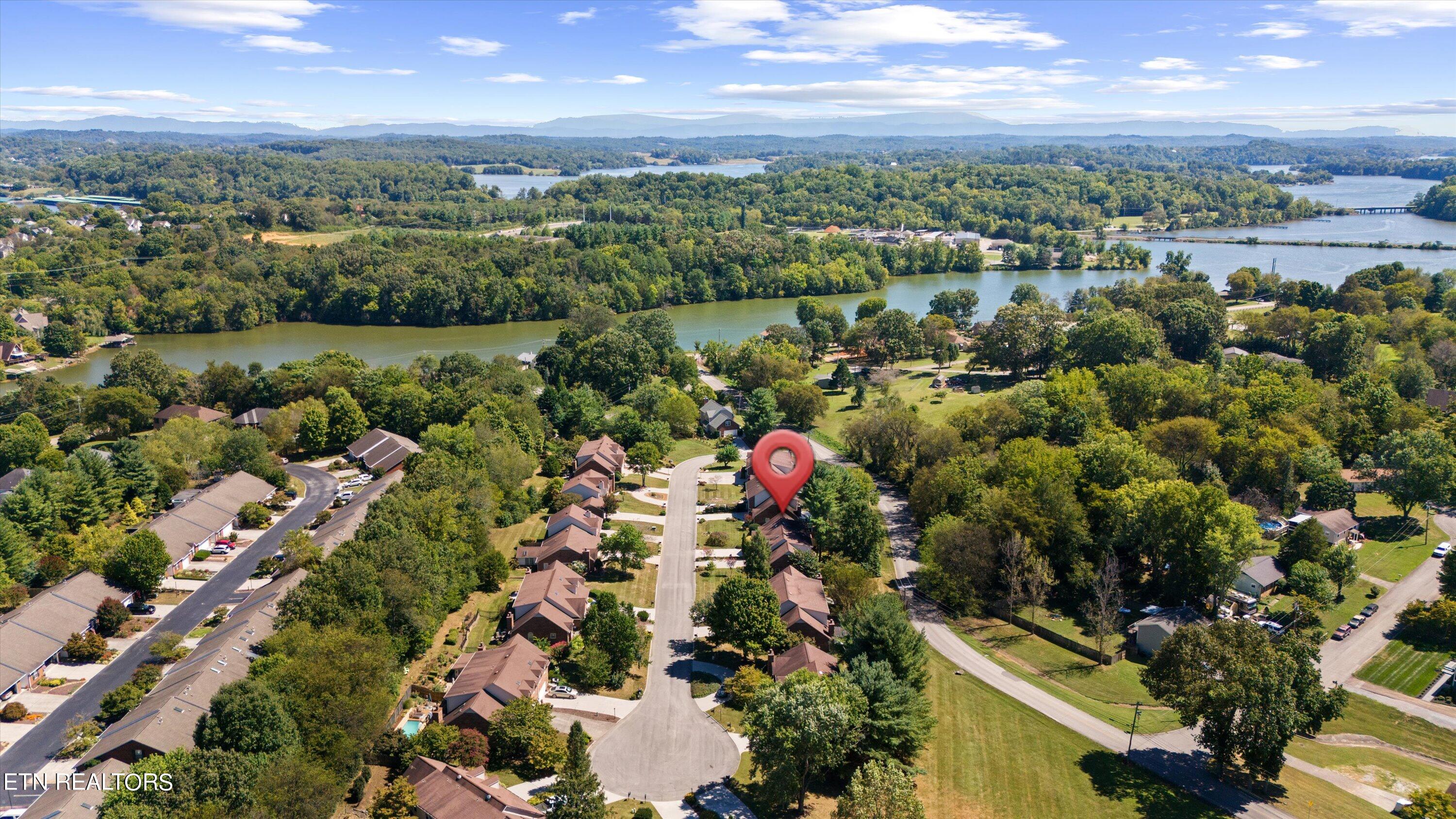 715 Landing Lane Knoxville TN 37934