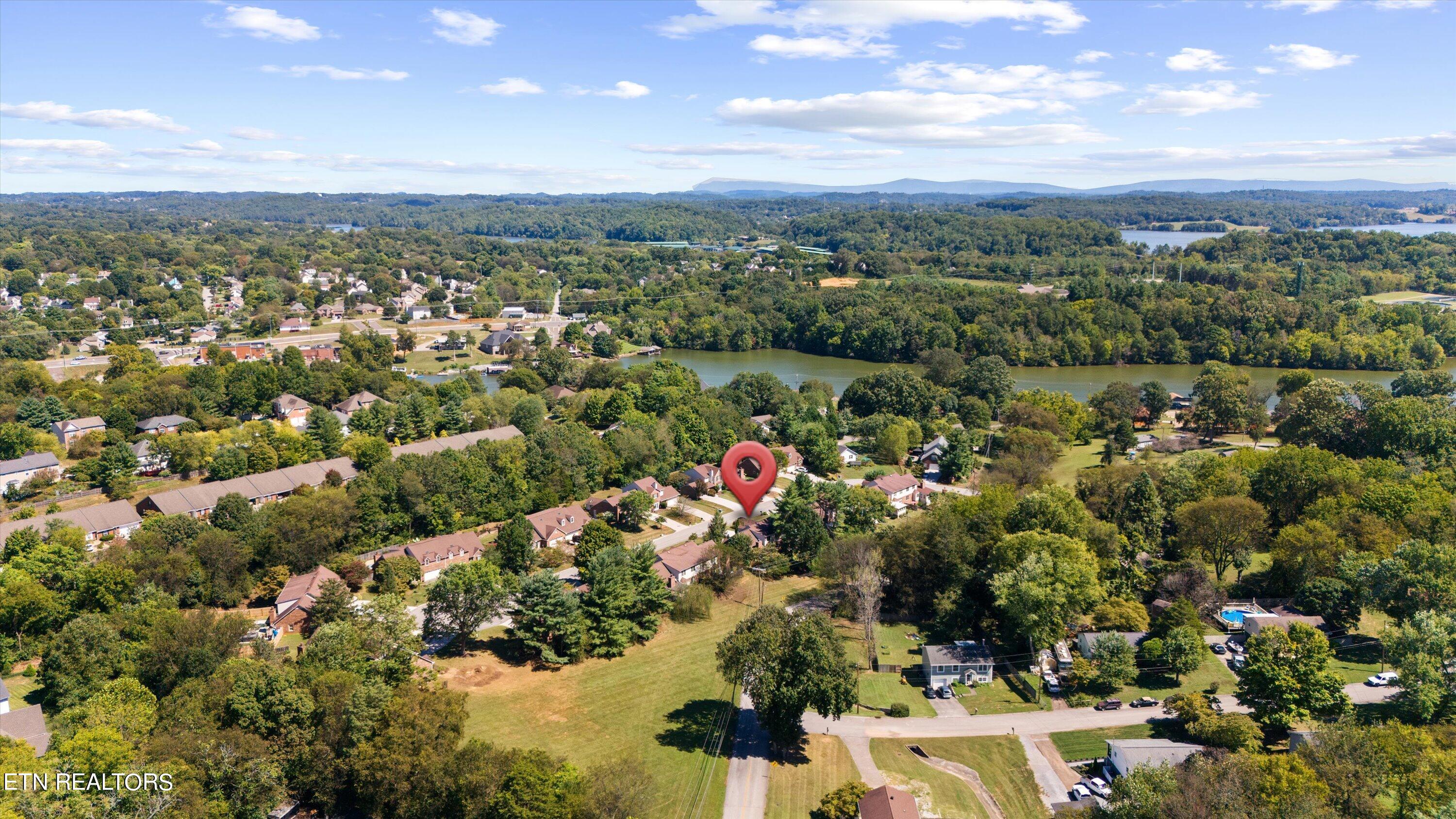 715 Landing Lane Knoxville TN 37934