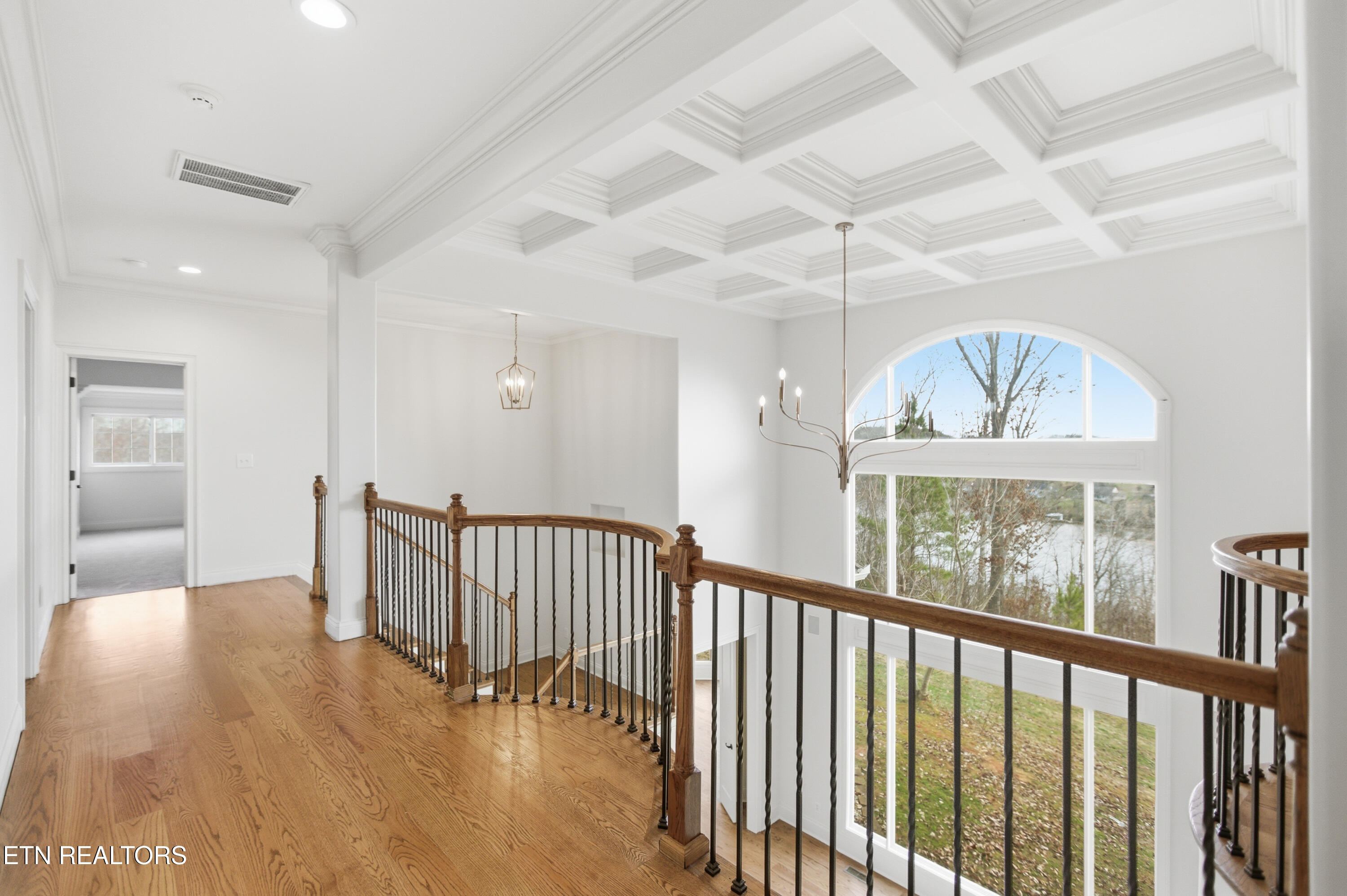 910 Eagle Nest Drive Loudon TN 37774
