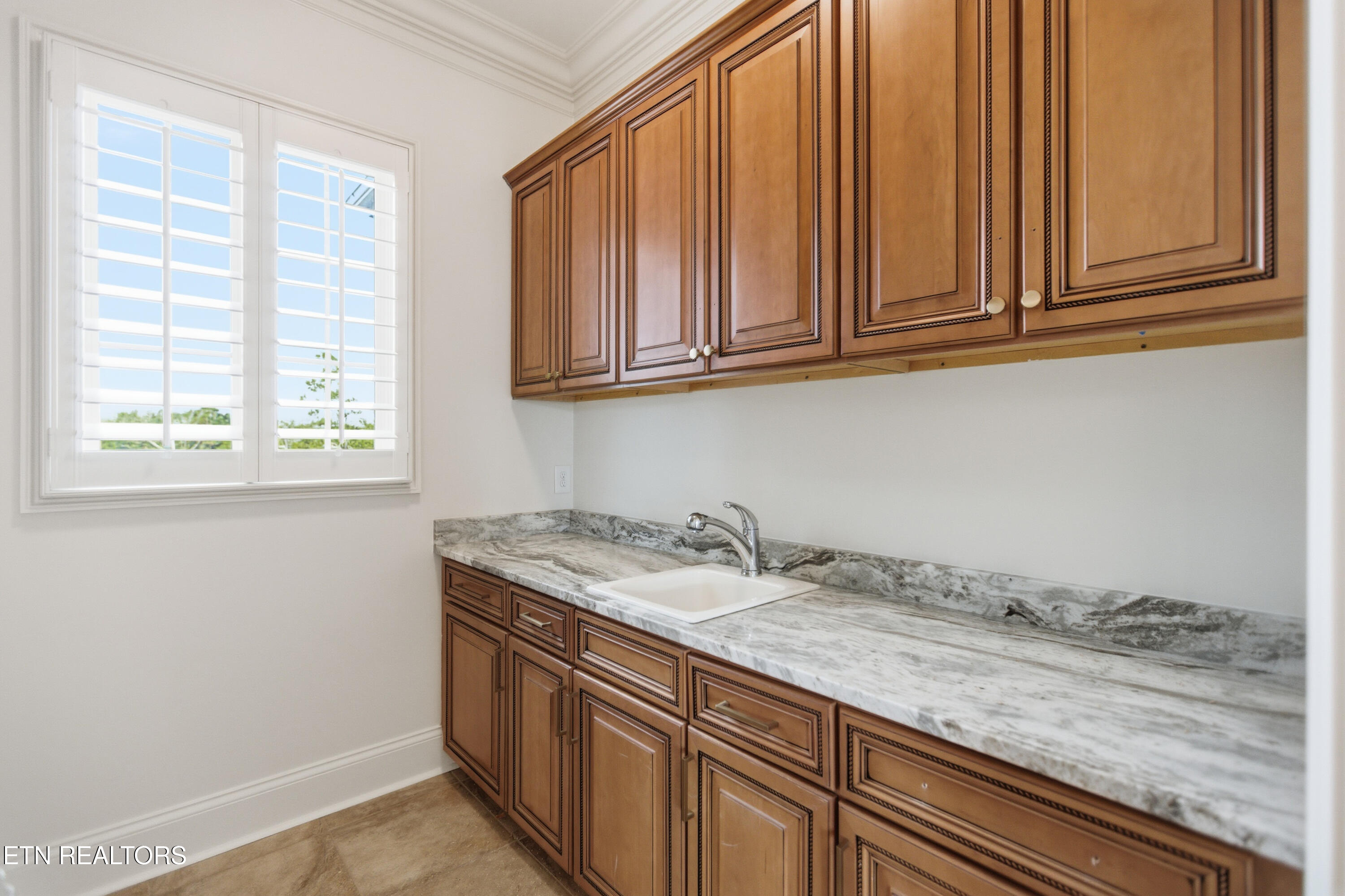910 Eagle Nest Drive Loudon TN 37774
