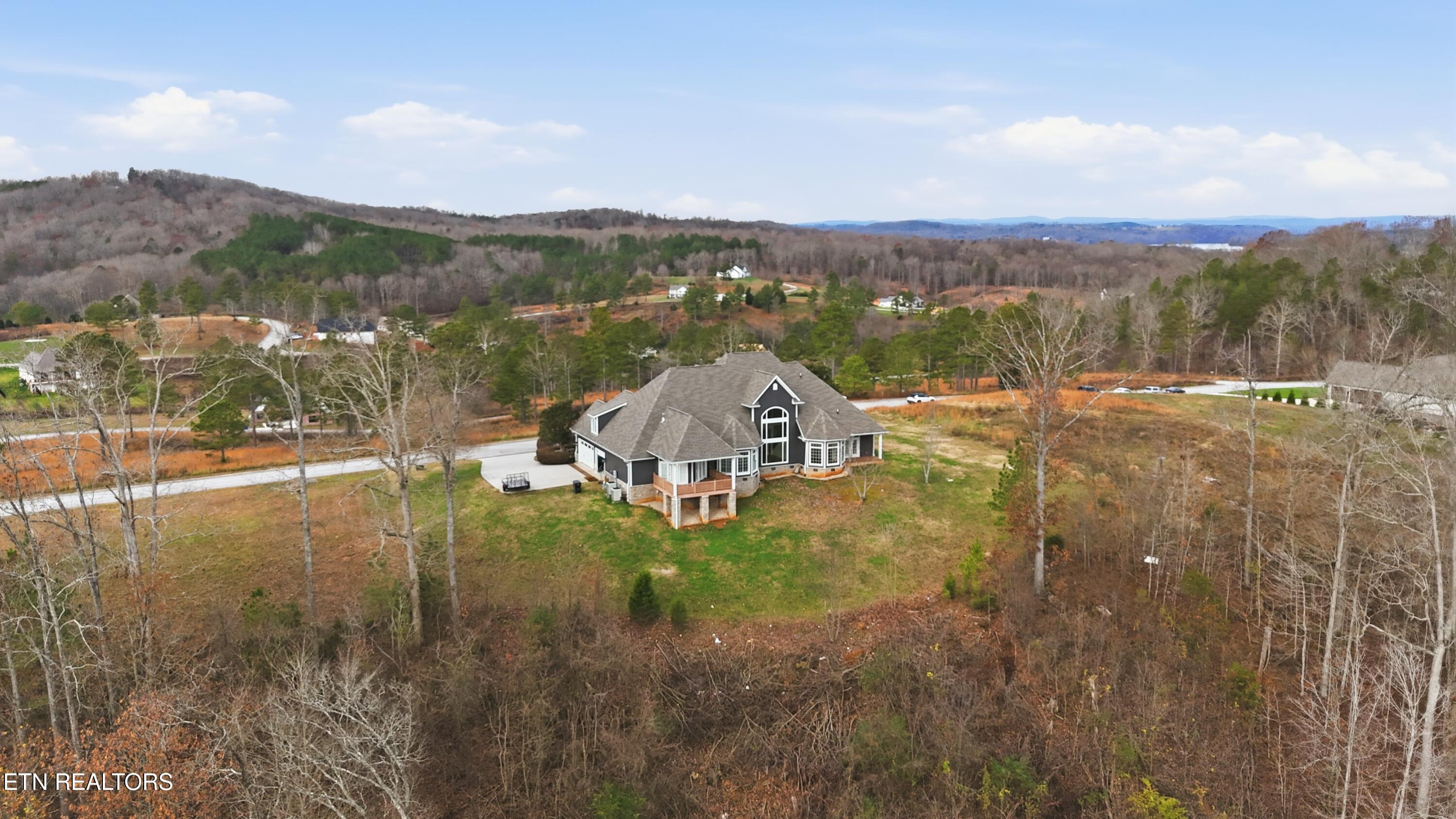 910 Eagle Nest Drive Loudon TN 37774