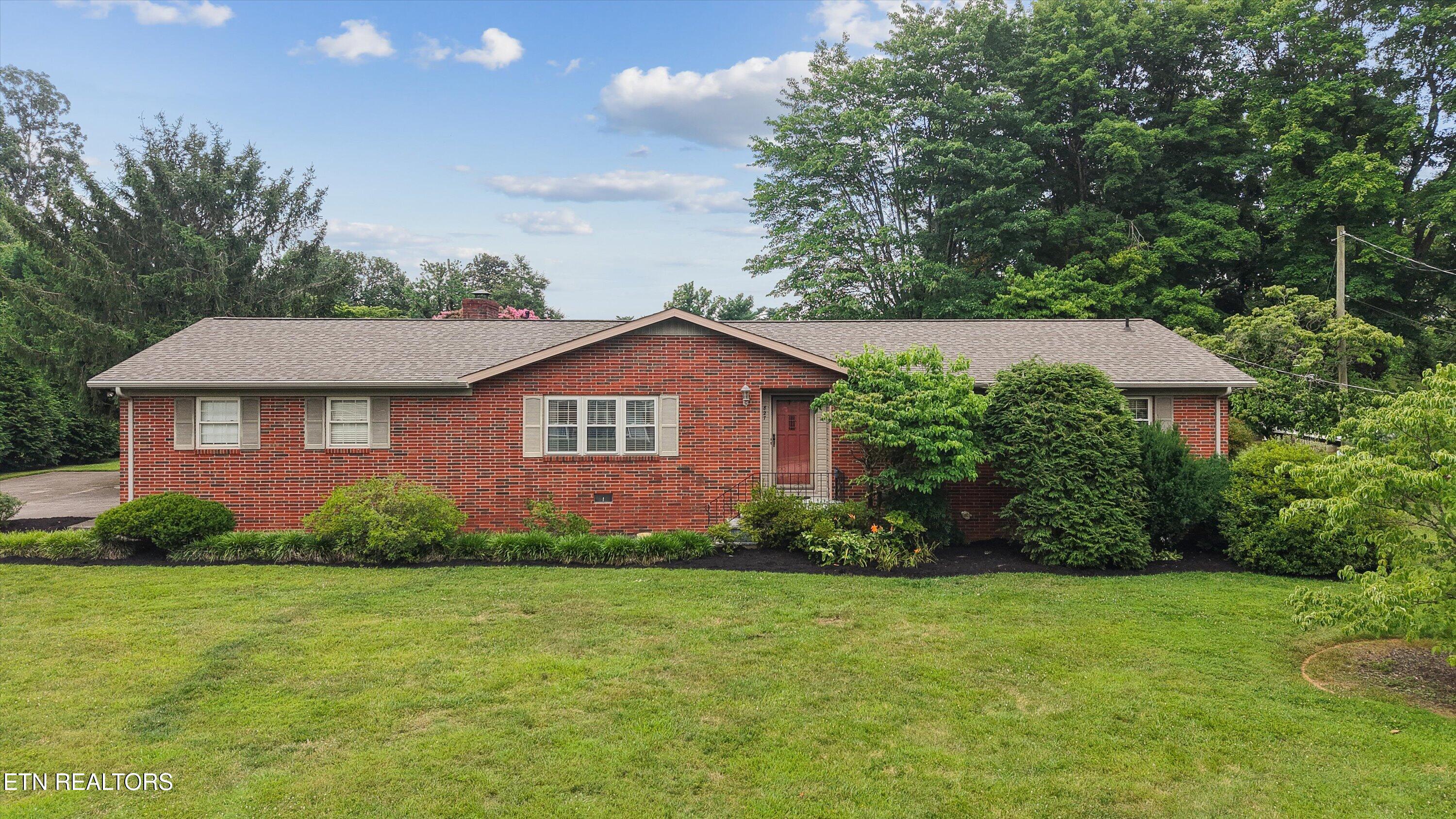 827 W Cunningham Street Alcoa TN 37701