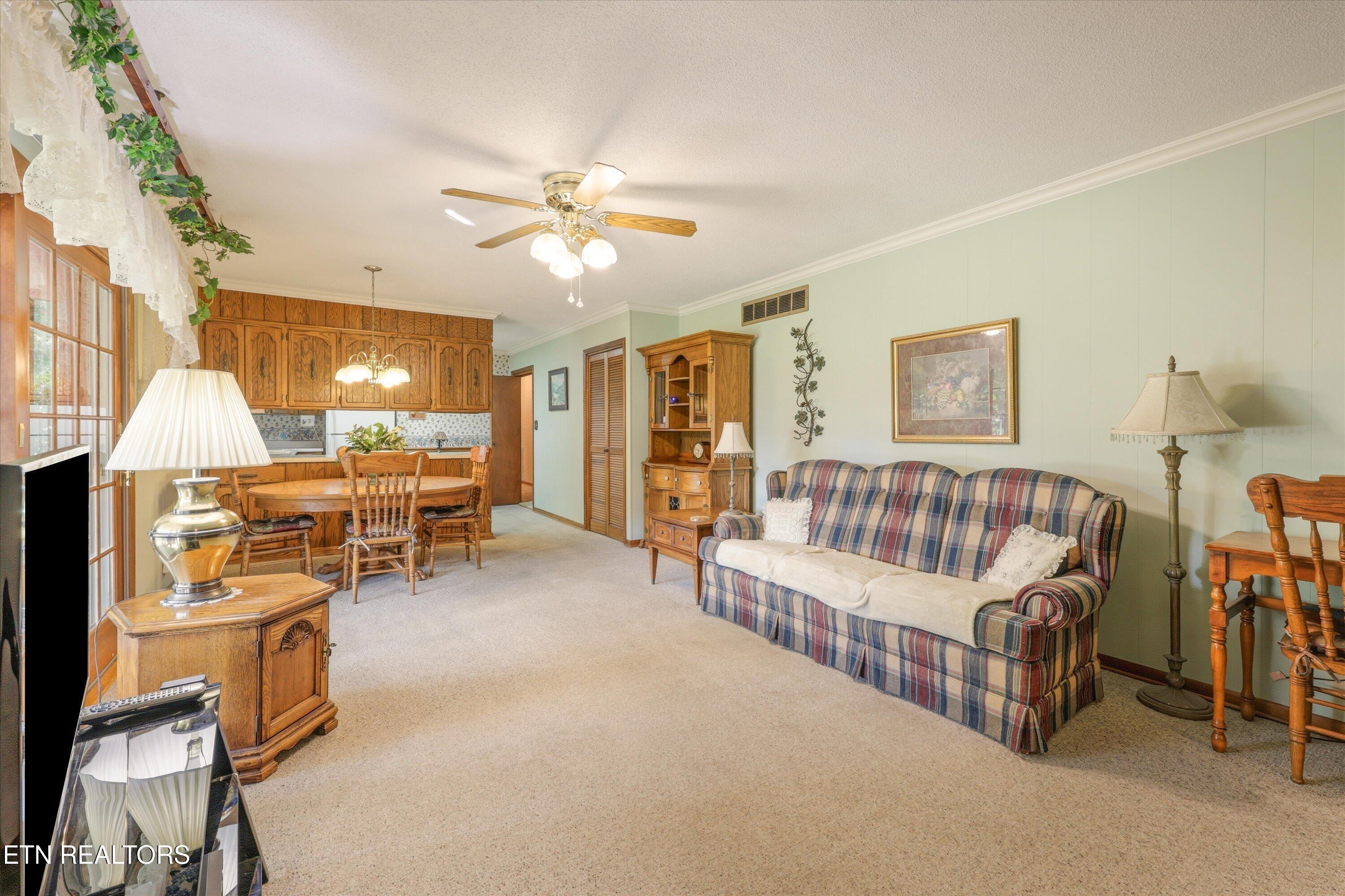 827 W Cunningham Street Alcoa TN 37701