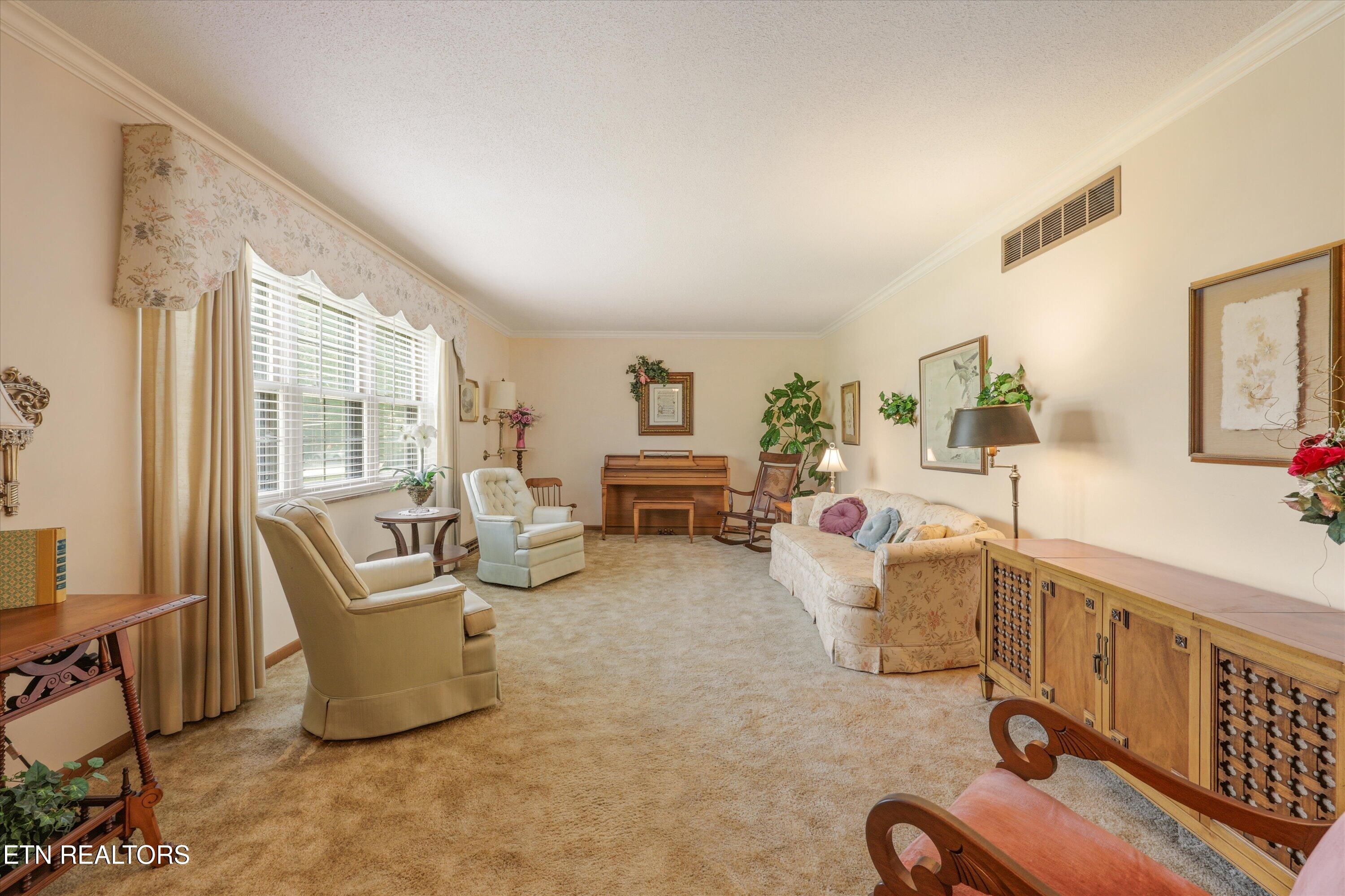 827 W Cunningham Street Alcoa TN 37701