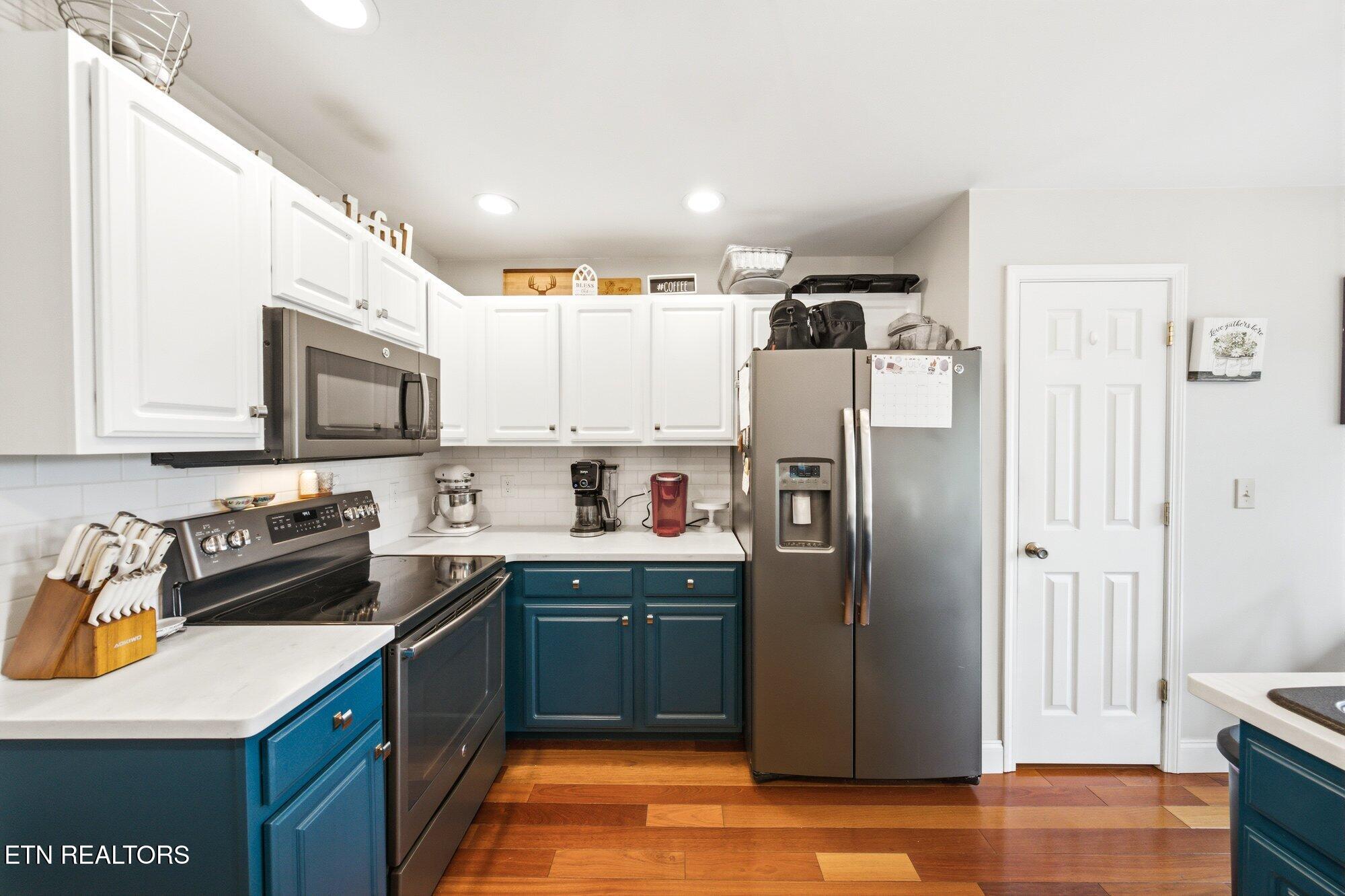 1463 River Run Circle Sevierville TN 37876