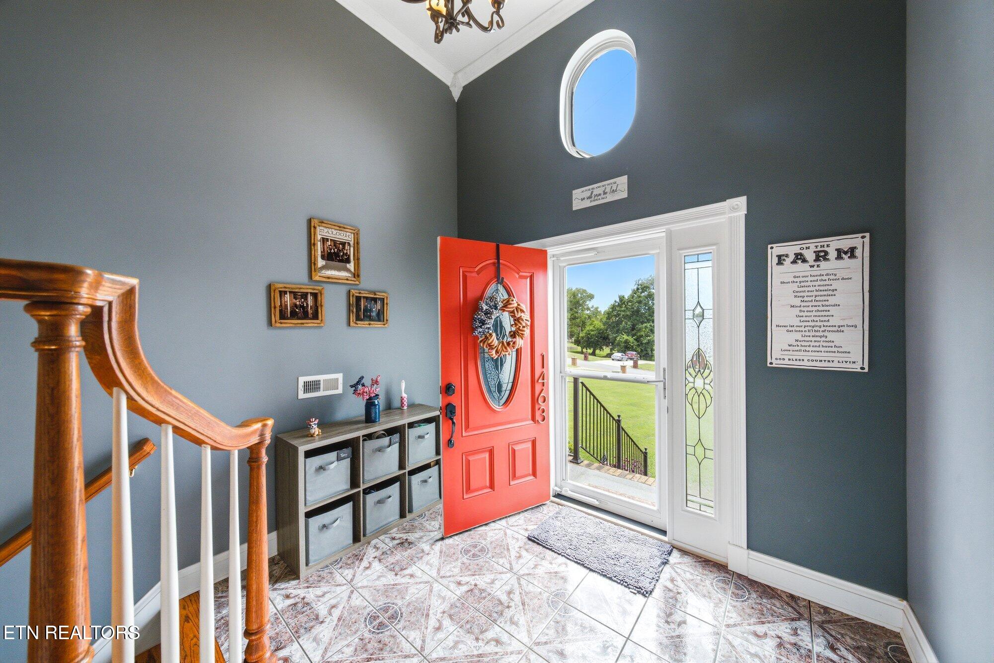 1463 River Run Circle Sevierville TN 37876