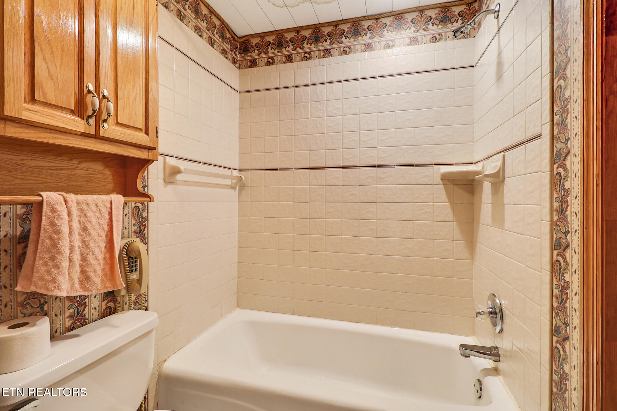395 Ashley Lane Oneida TN 37841