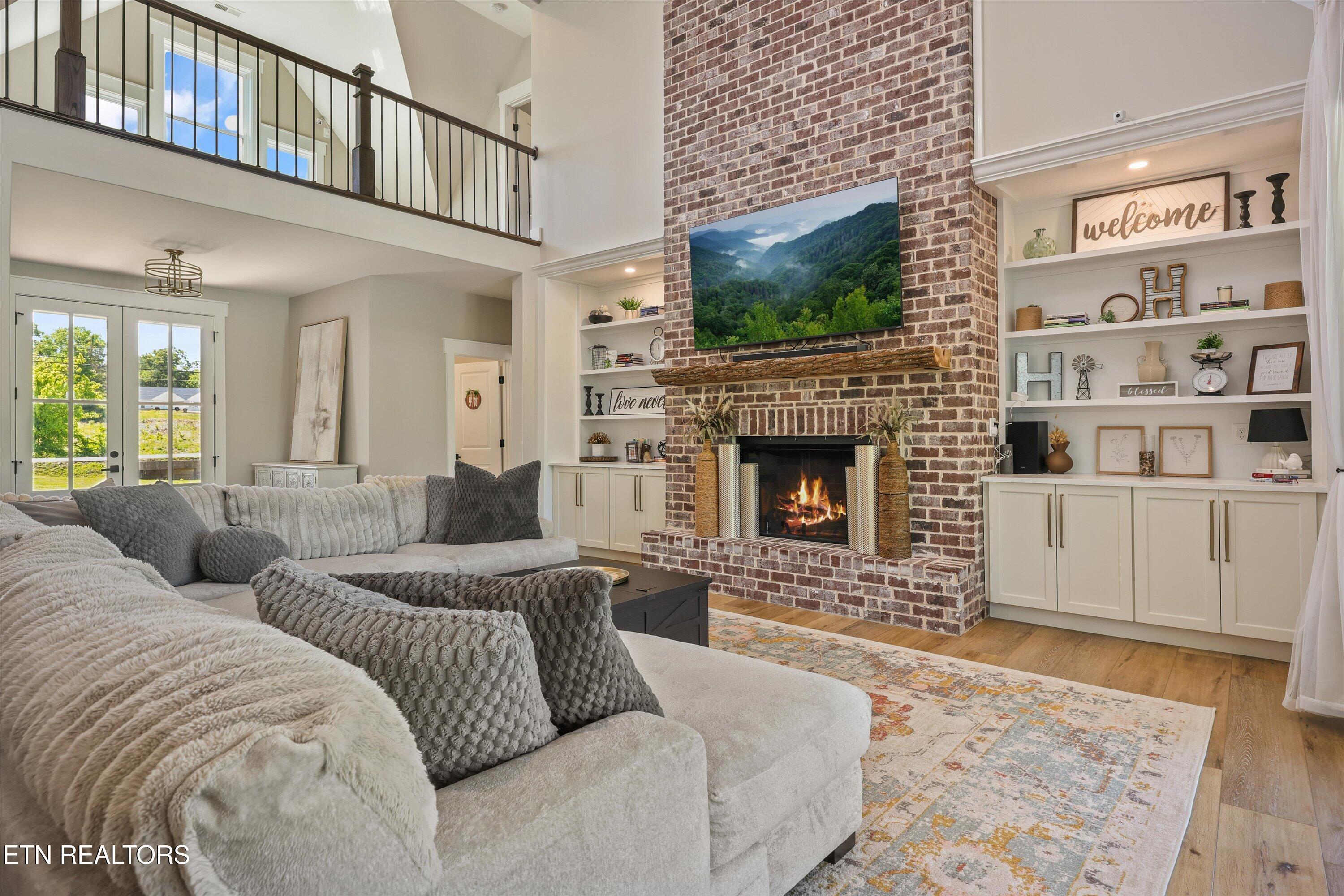 8233 Tazewell Pike Corryton TN 37721