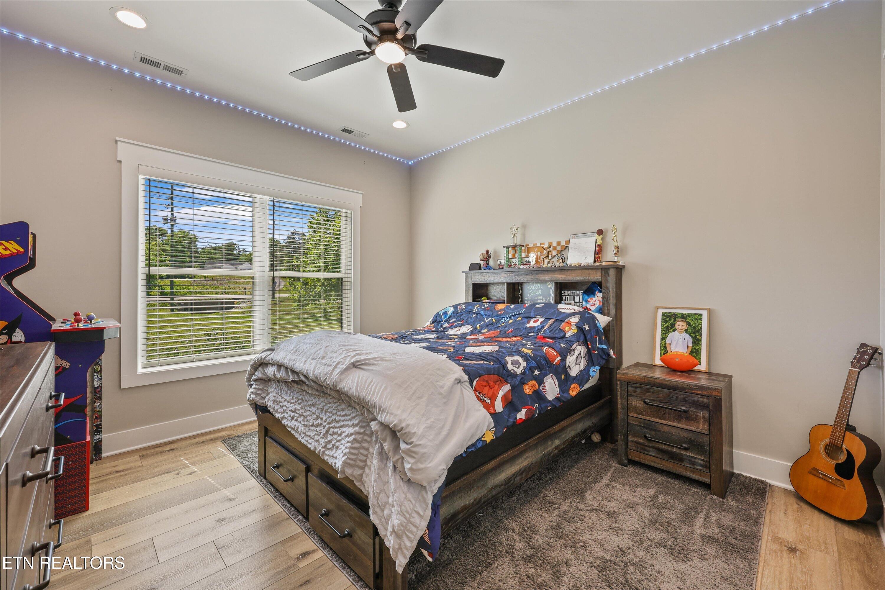 8233 Tazewell Pike Corryton TN 37721