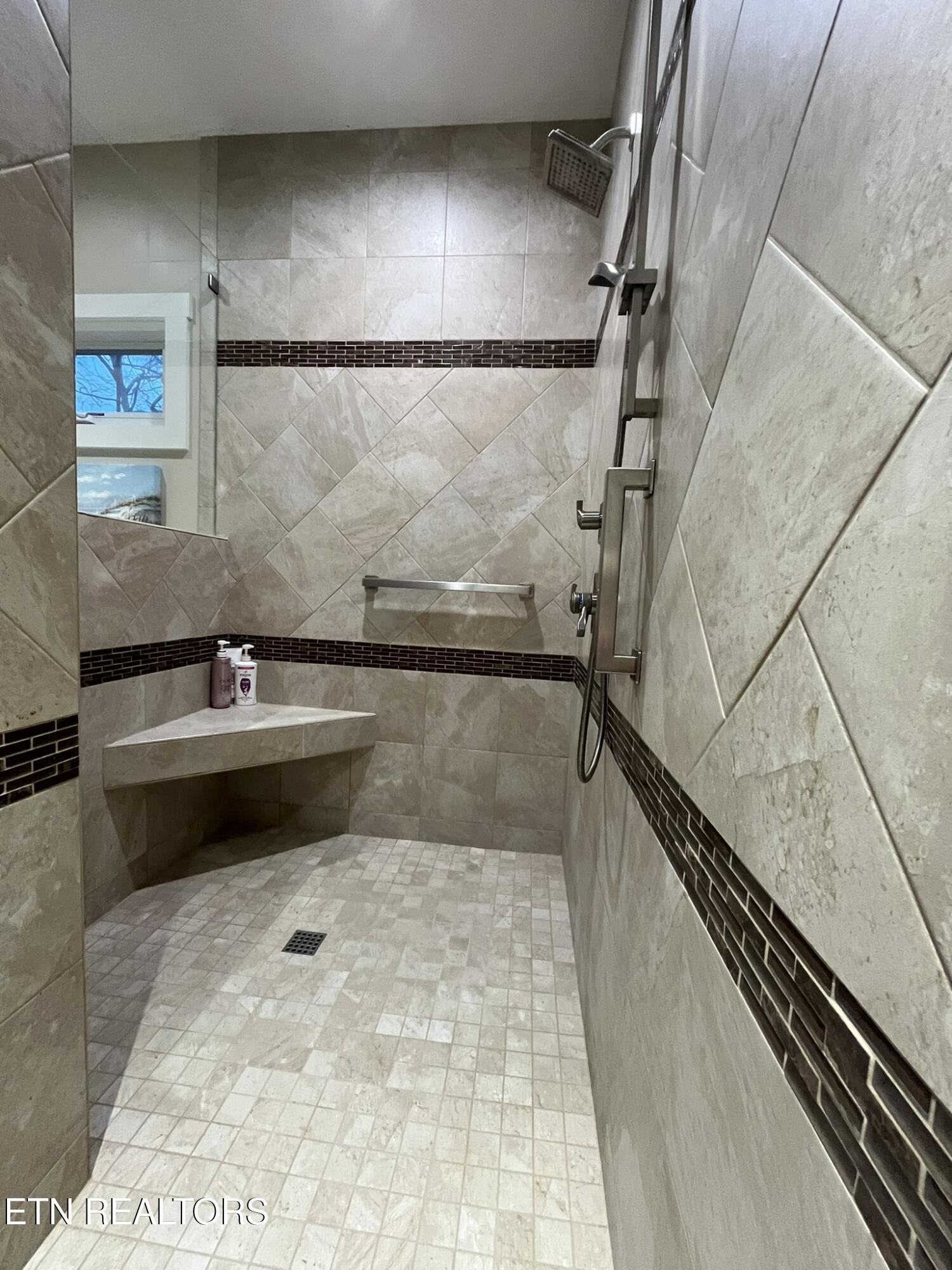 56 Hickory Circle Crossville TN 38555