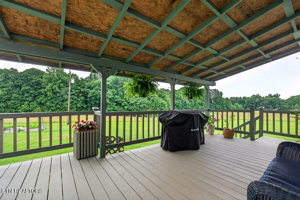 175 Humphrey Road Walling TN 38587