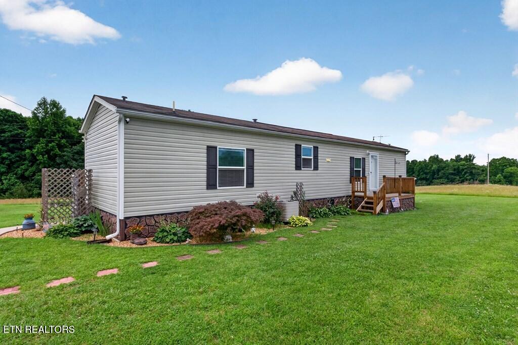 175 Humphrey Road Walling TN 38587